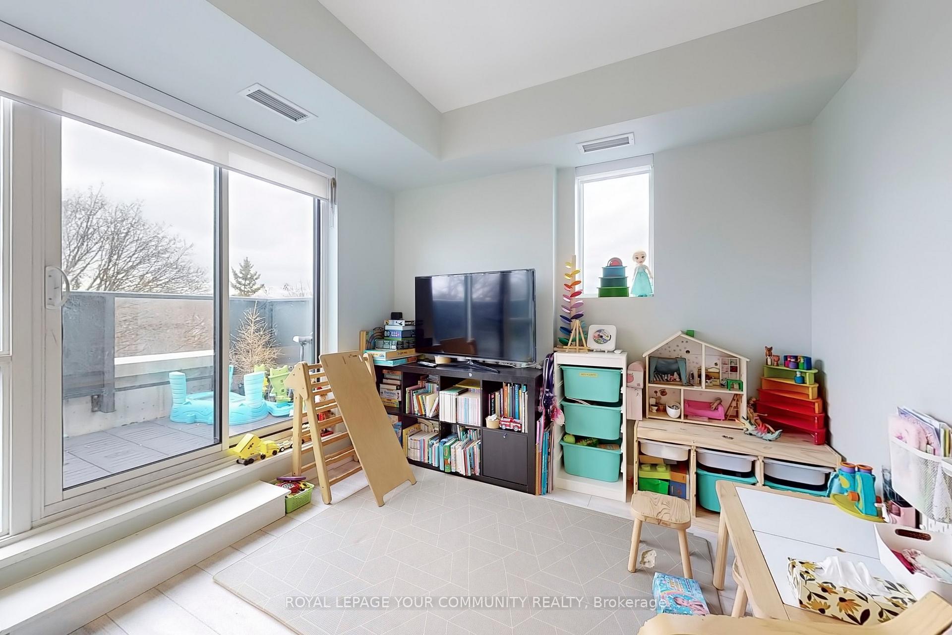Photo 3 of Unit 502, 1630 Queen Street E, Toronto, Woodbine Corridor — HOMEH