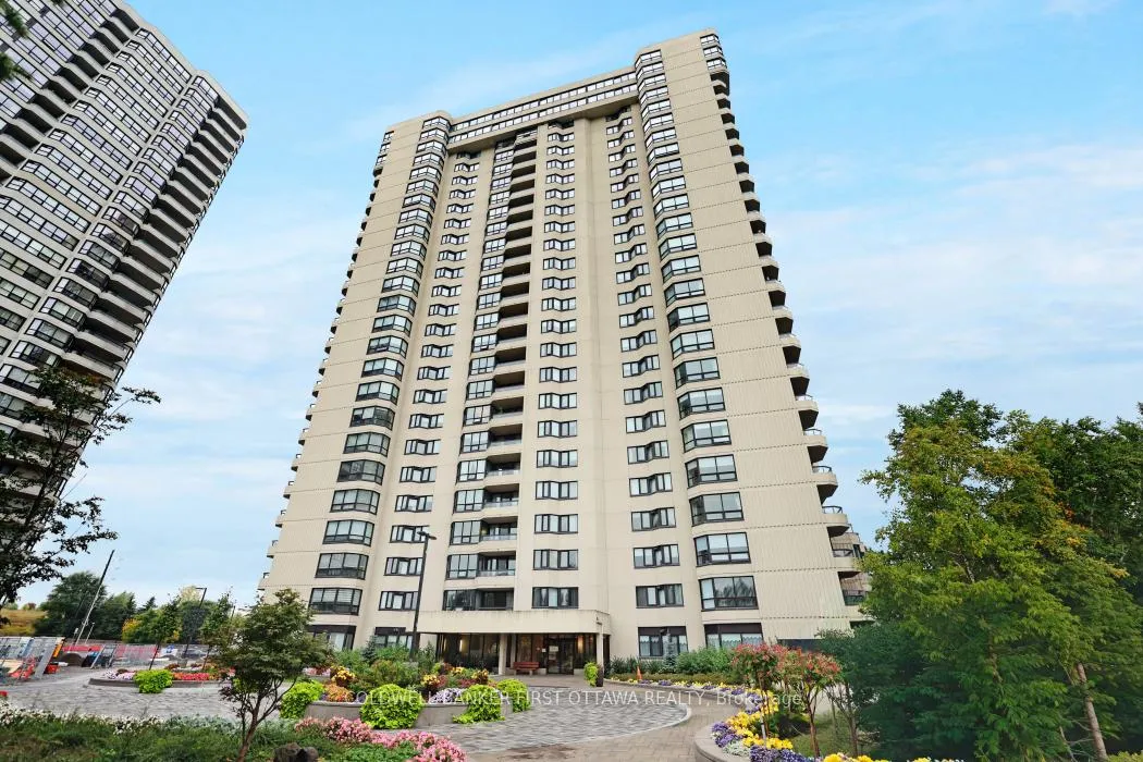 Front of Unit 807, 1500 Riverside Drive