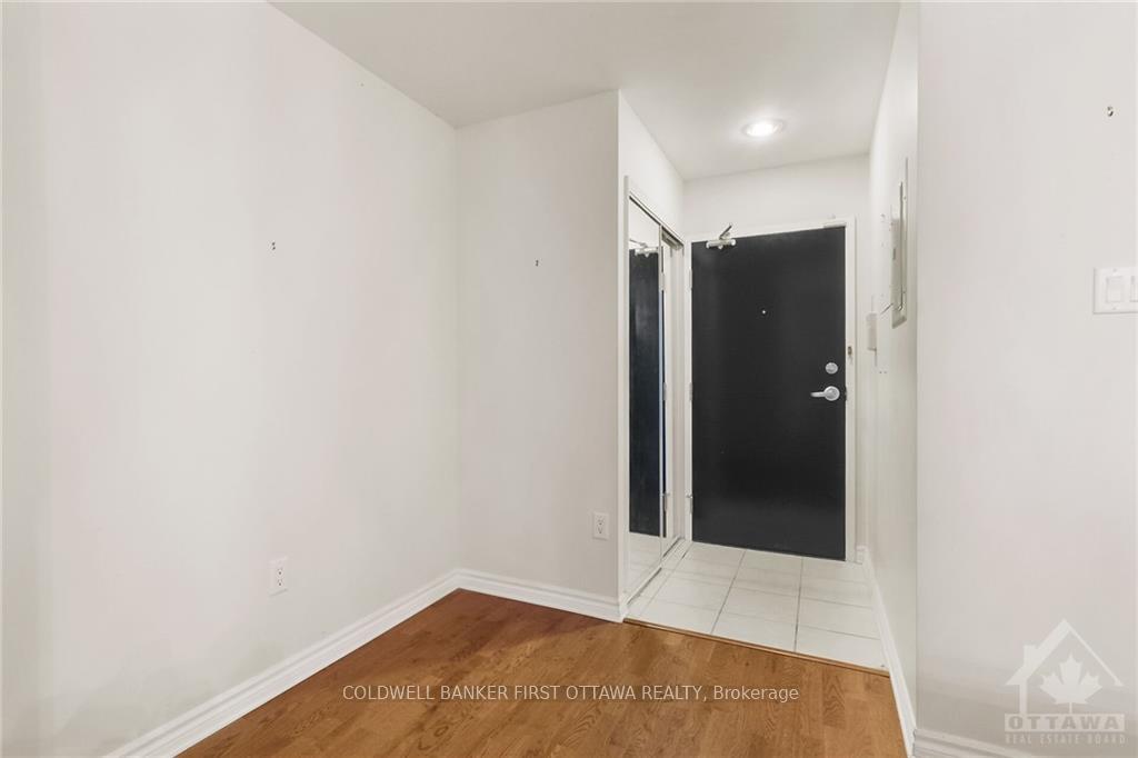Photo 10 of Unit 104, 314 Central Park Drive, Ottawa, Central Park — HOMEH