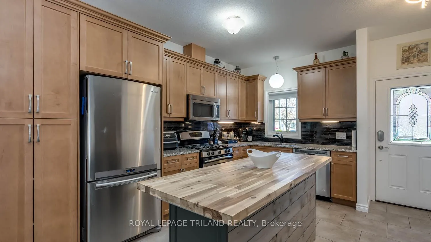 Photo 8 of 374 George Street, Central Elgin, Port Stanley — HOMEH