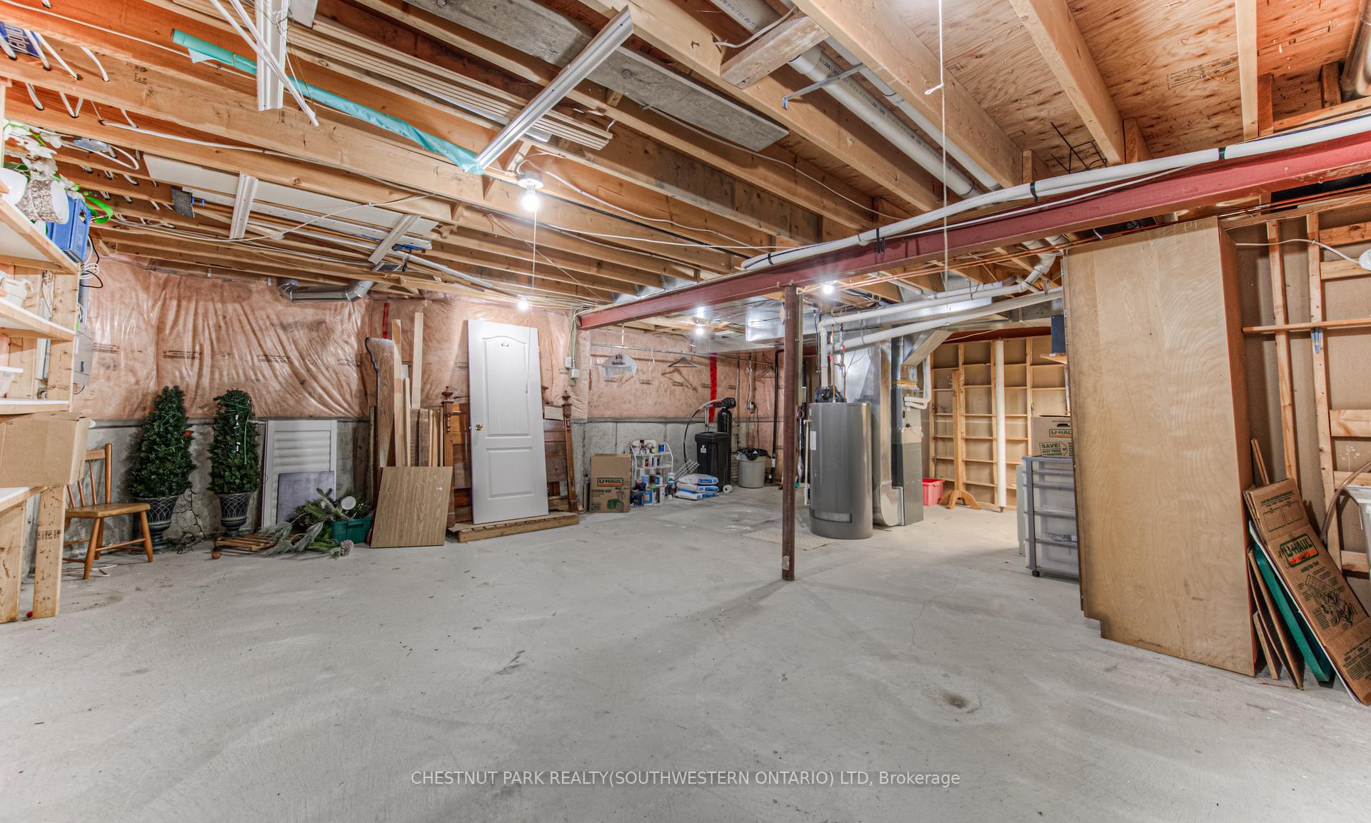 Photo 33 of Unit 19, 100 Idle Creek Drive, Kitchener, Idlewood — HOMEH