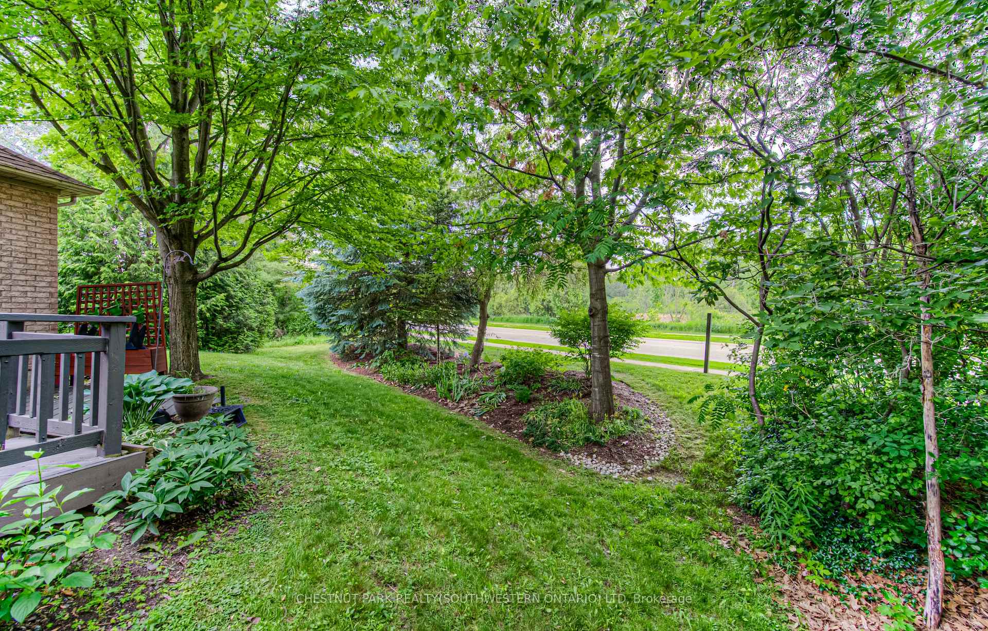 Photo 43 of Unit 19, 100 Idle Creek Drive, Kitchener, Idlewood — HOMEH