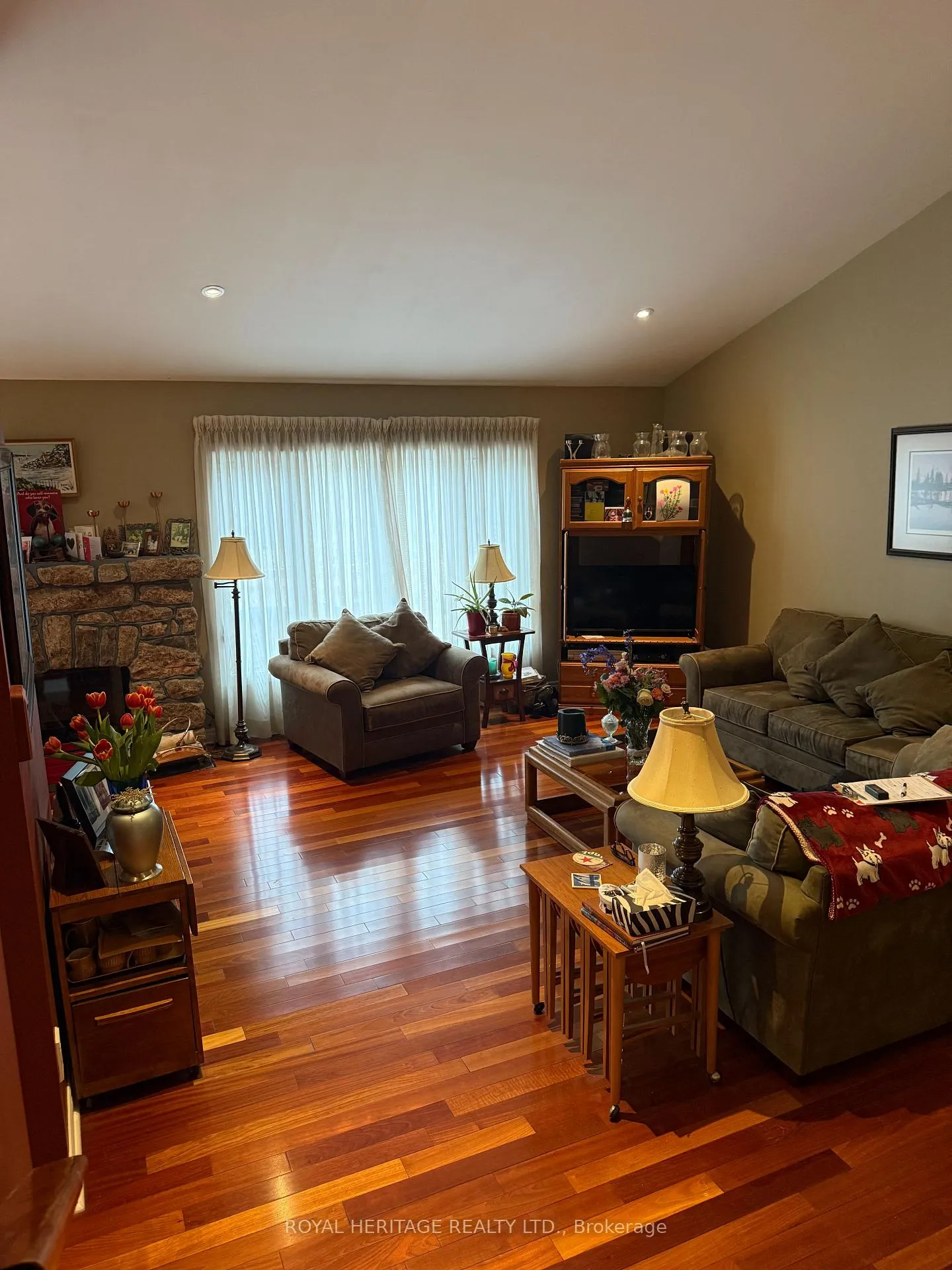 Photo 8 of 527 Rougemount Drive, Pickering, Rosebank — HOMEH