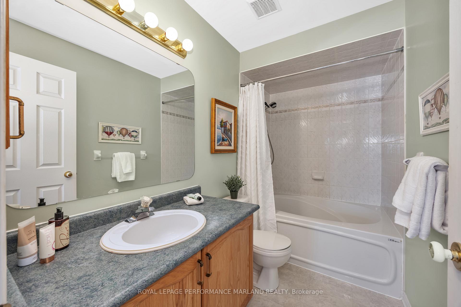 Photo 15 of 1721 Jobin Crescent, Ottawa, Carson Grove — HOMEH