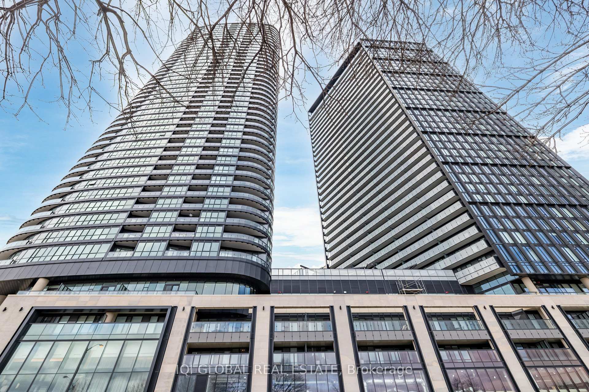 Photo 1 of Unit 922, 585 Bloor Street E, Toronto, North St. James Town — HOMEH