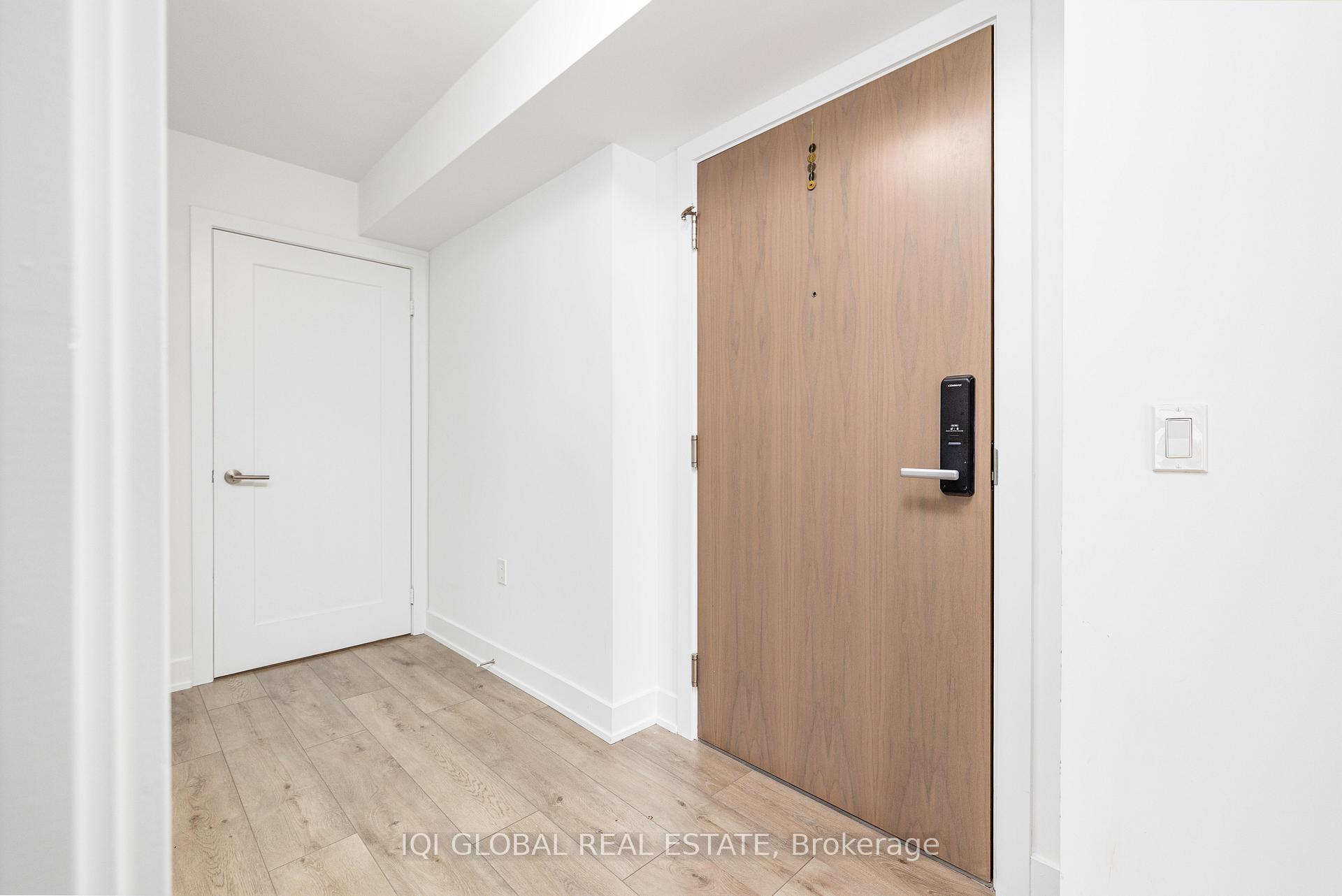 Photo 13 of Unit 922, 585 Bloor Street E, Toronto, North St. James Town — HOMEH
