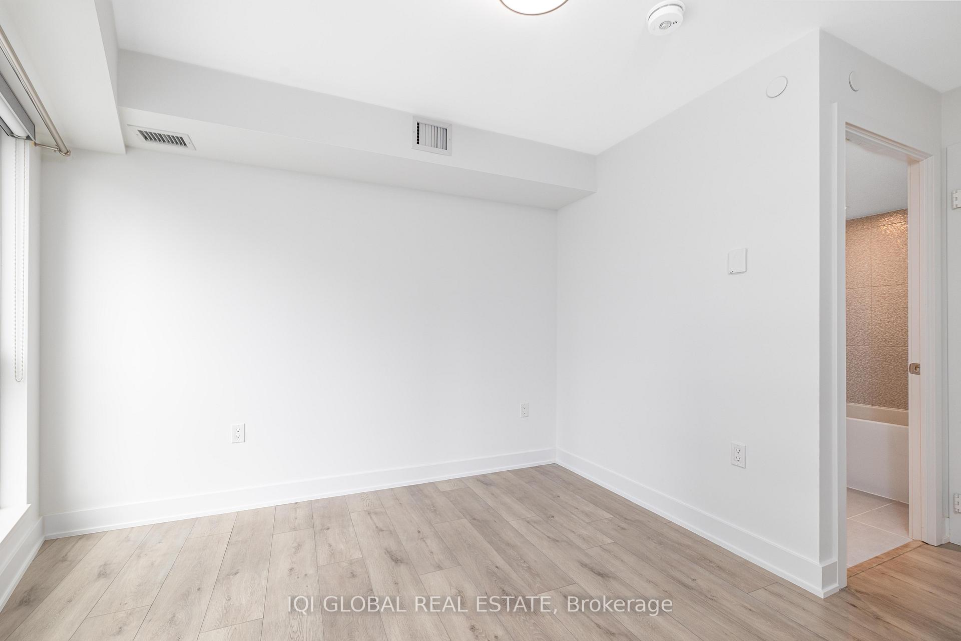 Photo 23 of Unit 922, 585 Bloor Street E, Toronto, North St. James Town — HOMEH