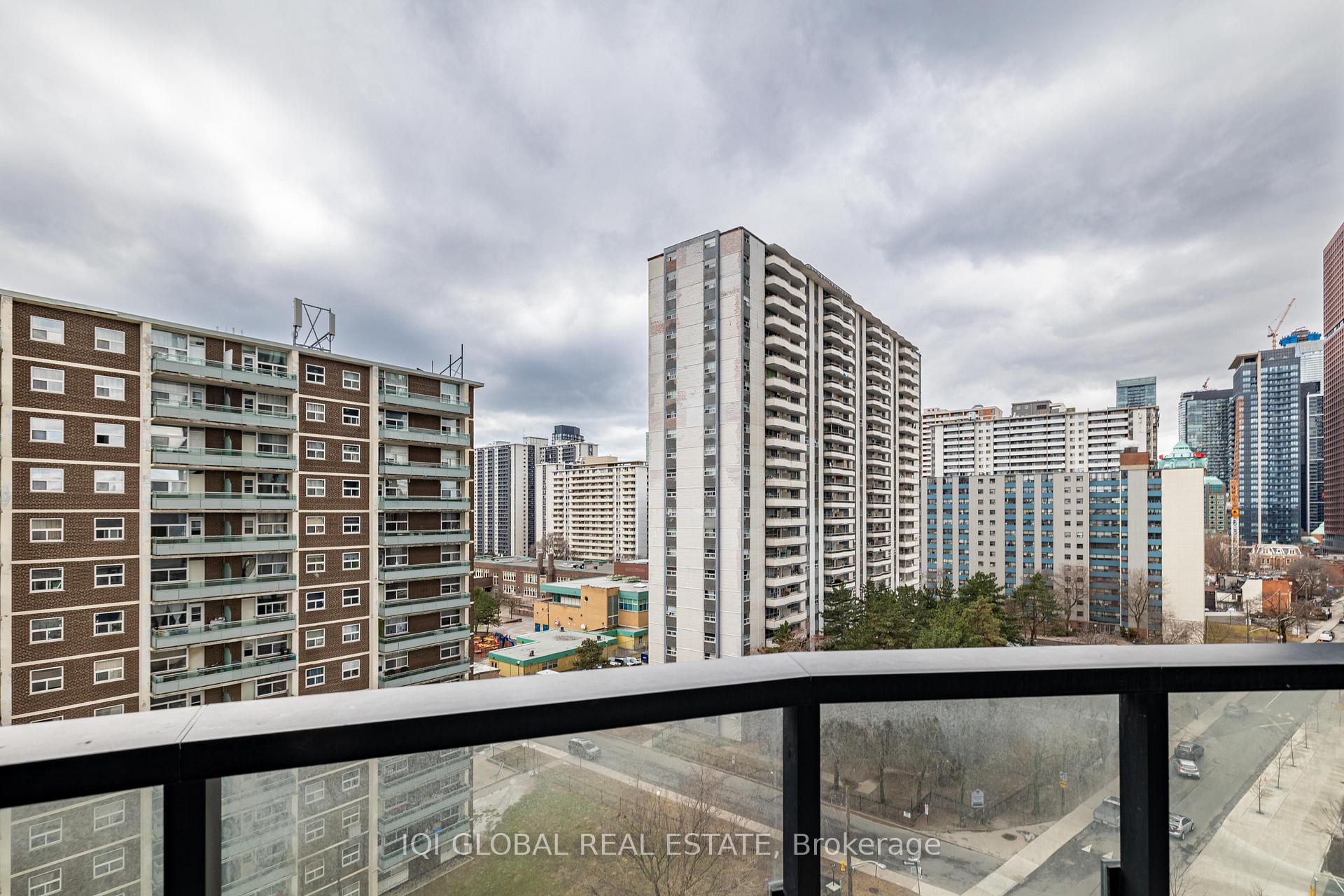 Photo 26 of Unit 922, 585 Bloor Street E, Toronto, North St. James Town — HOMEH