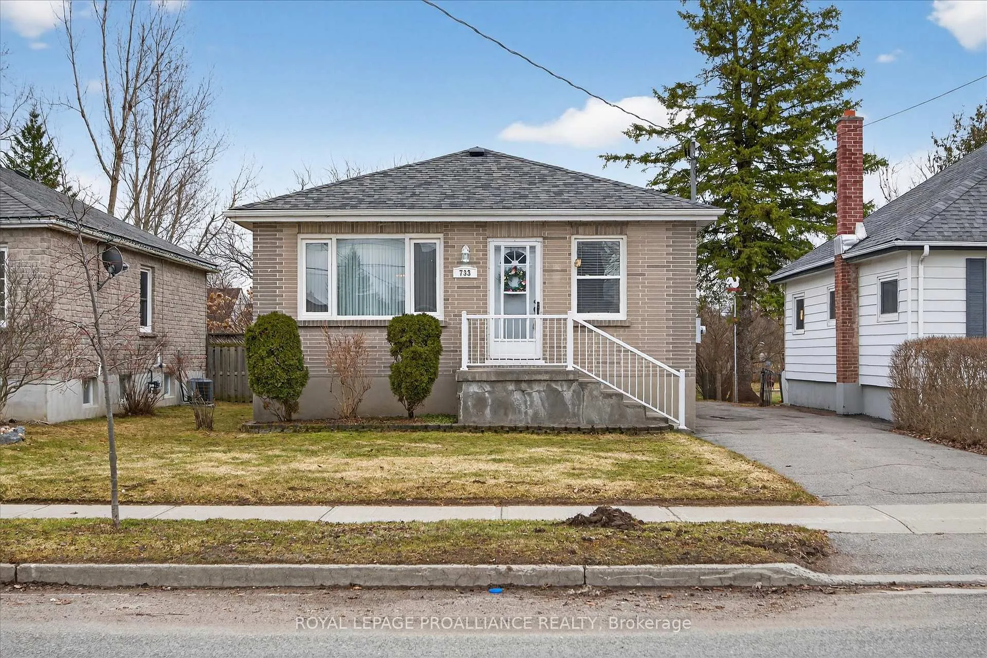 Photo 1 of 733 Cameron Street, Peterborough, Otonabee Ward 1 — HOMEH