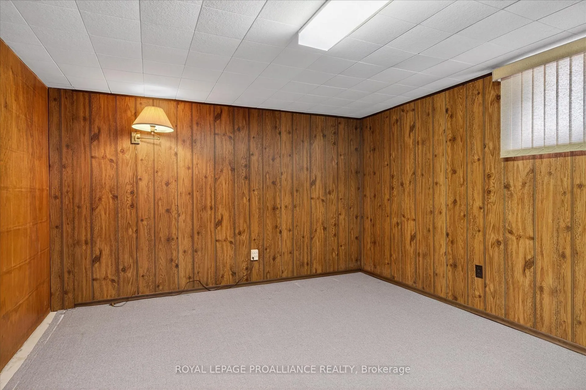Photo 29 of 733 Cameron Street, Peterborough, Otonabee Ward 1 — HOMEH