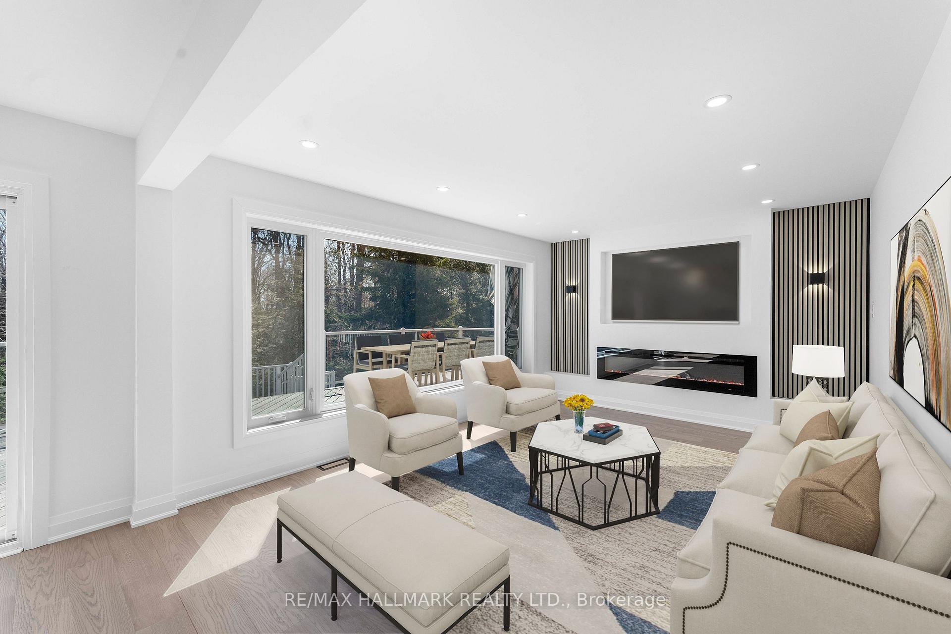 Photo 13 of 189 Kemano Road, Aurora, Aurora Heights — HOMEH