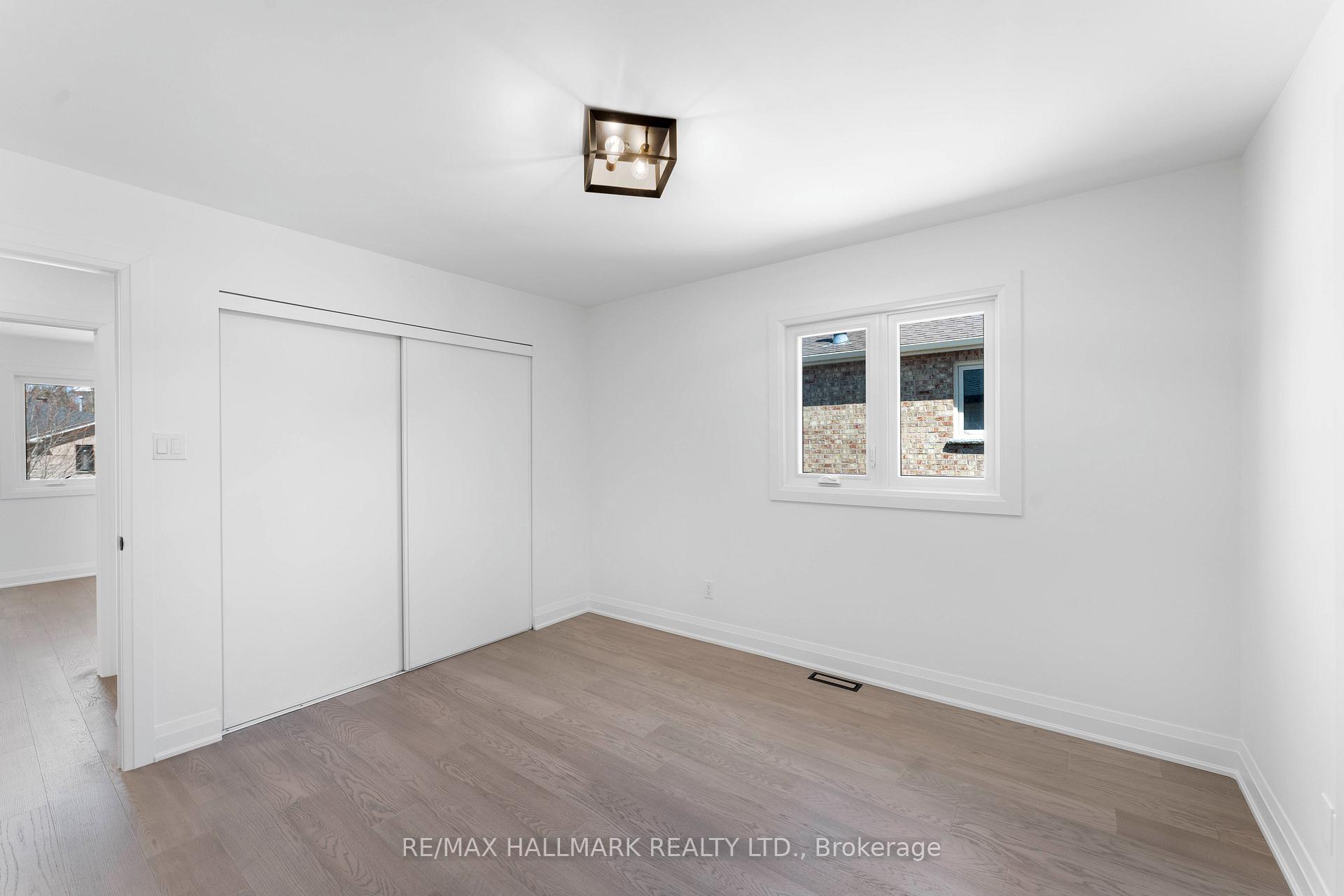 Photo 24 of 189 Kemano Road, Aurora, Aurora Heights — HOMEH