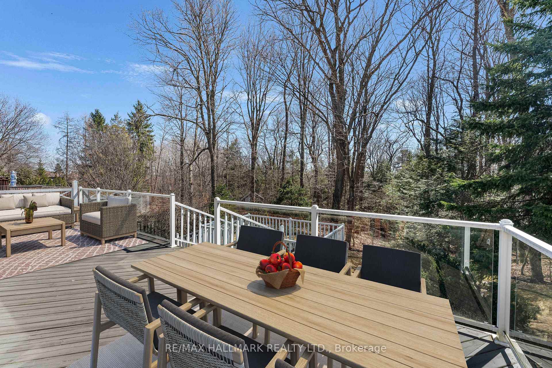 Photo 38 of 189 Kemano Road, Aurora, Aurora Heights — HOMEH