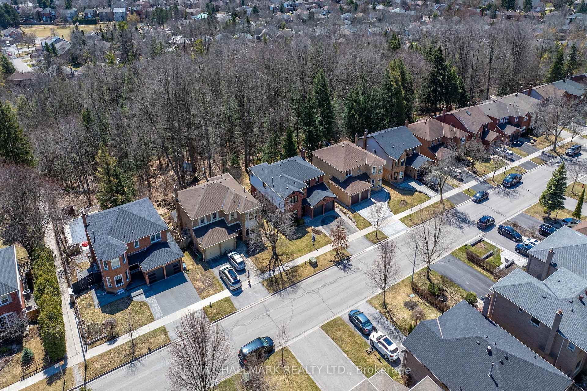Photo 40 of 189 Kemano Road, Aurora, Aurora Heights — HOMEH