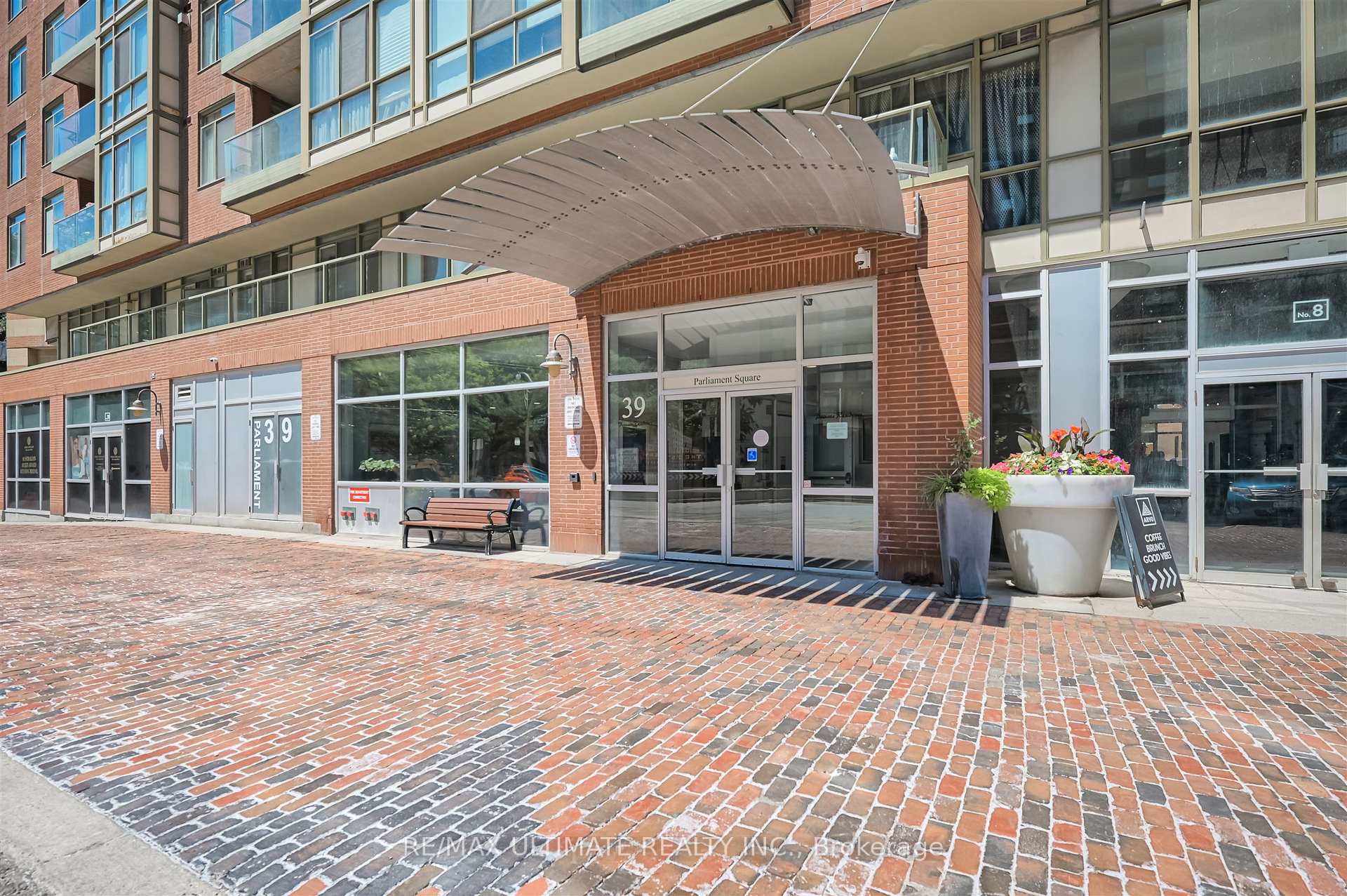 Photo 2 of Unit 808, 39 Parliament Street, Toronto, Waterfront Communities — HOMEH
