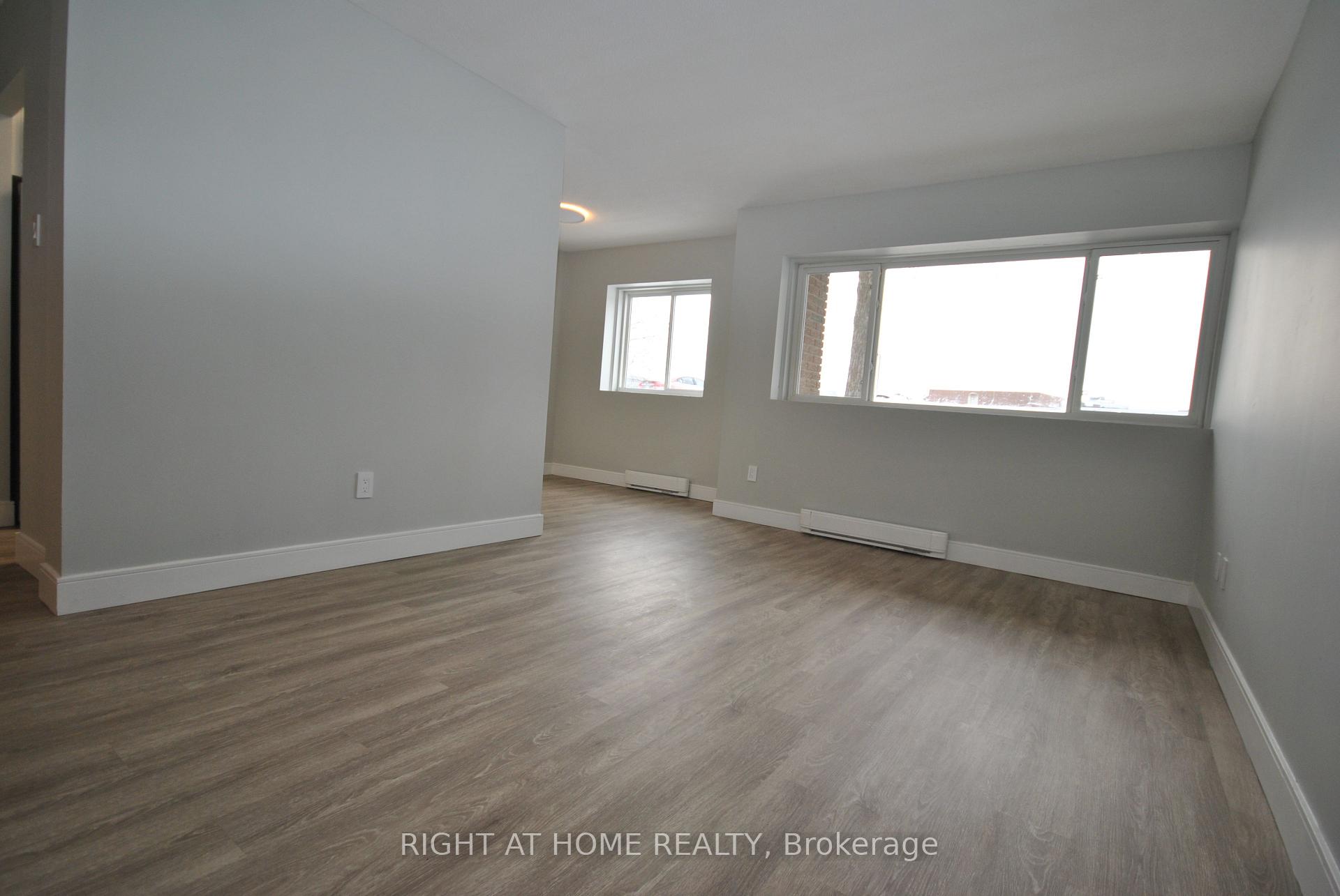 Photo 5 of Unit 106C, 2041 Arrowsmith Drive, Ottawa, Beacon Hill South — HOMEH