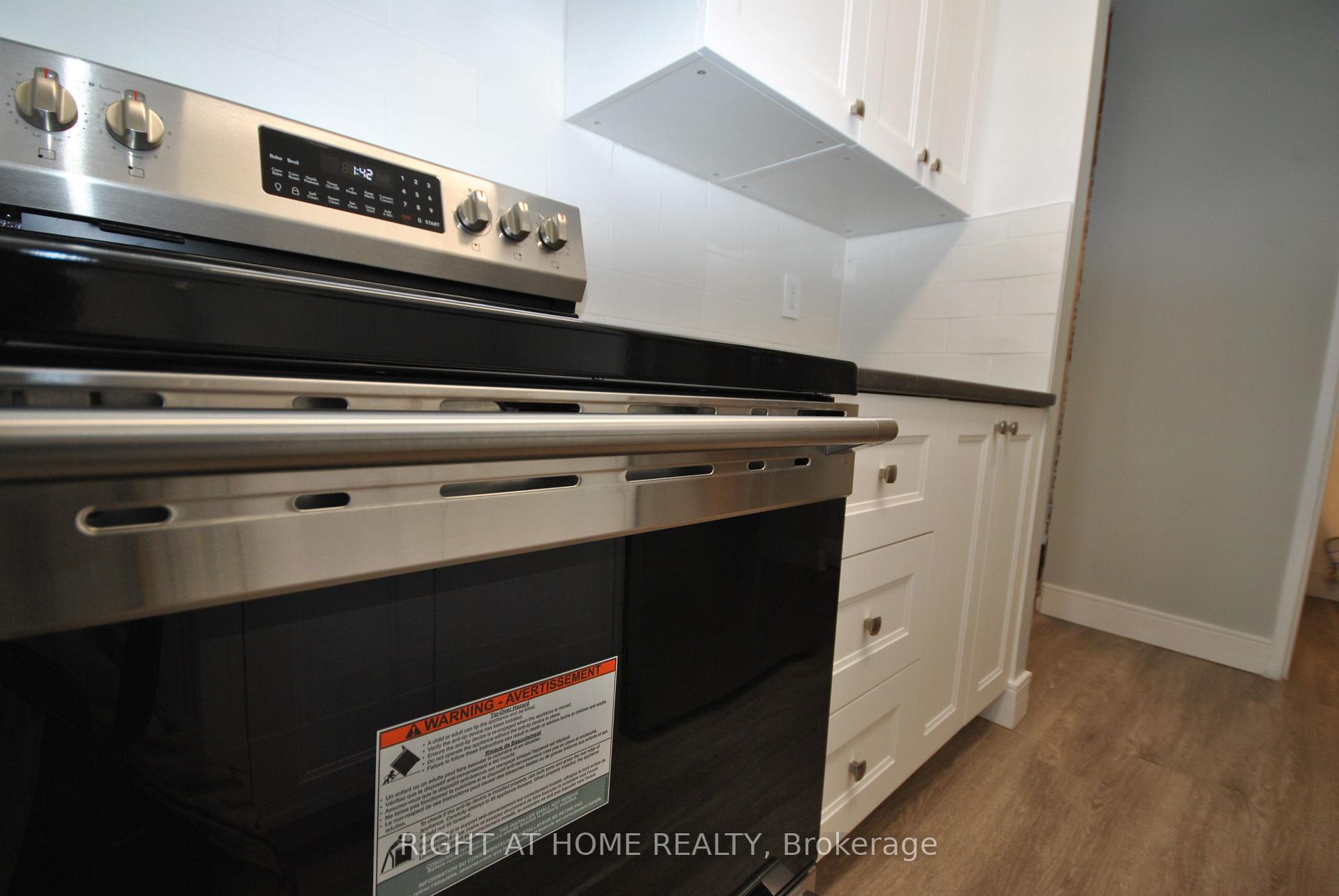 Photo 10 of Unit 106C, 2041 Arrowsmith Drive, Ottawa, Beacon Hill South — HOMEH