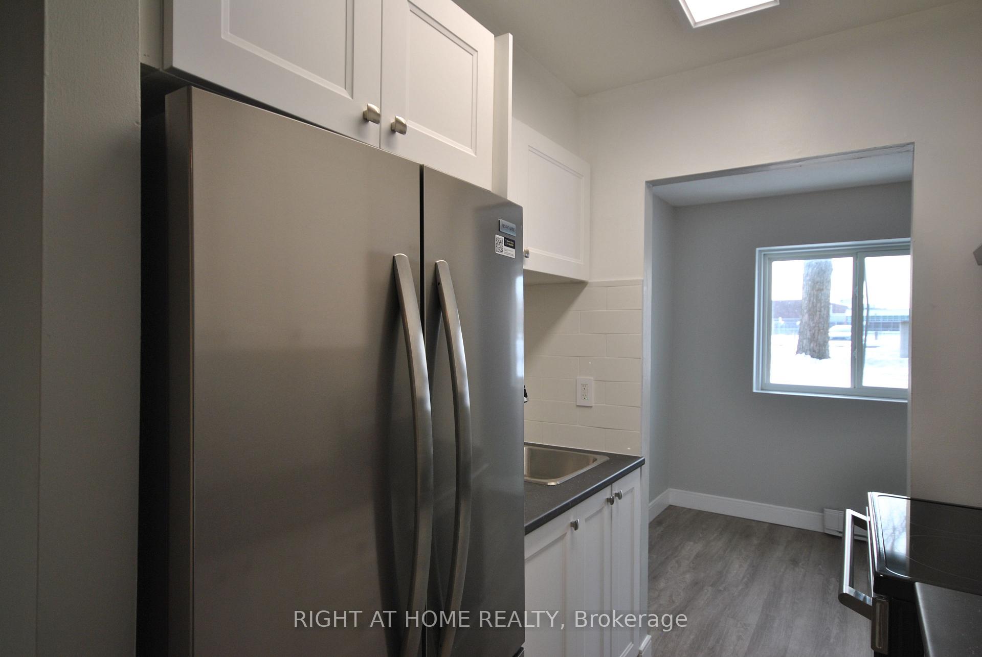 Photo 12 of Unit 106C, 2041 Arrowsmith Drive, Ottawa, Beacon Hill South — HOMEH