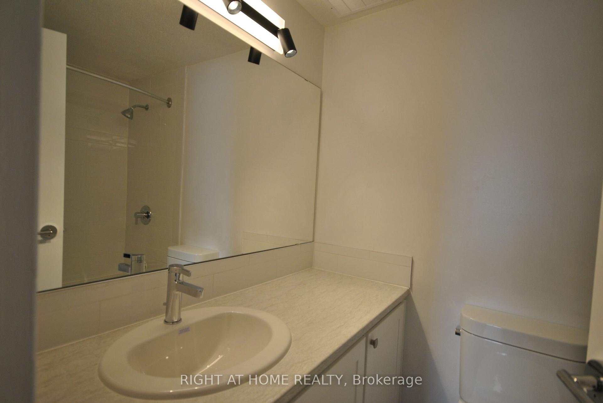 Photo 13 of Unit 106C, 2041 Arrowsmith Drive, Ottawa, Beacon Hill South — HOMEH