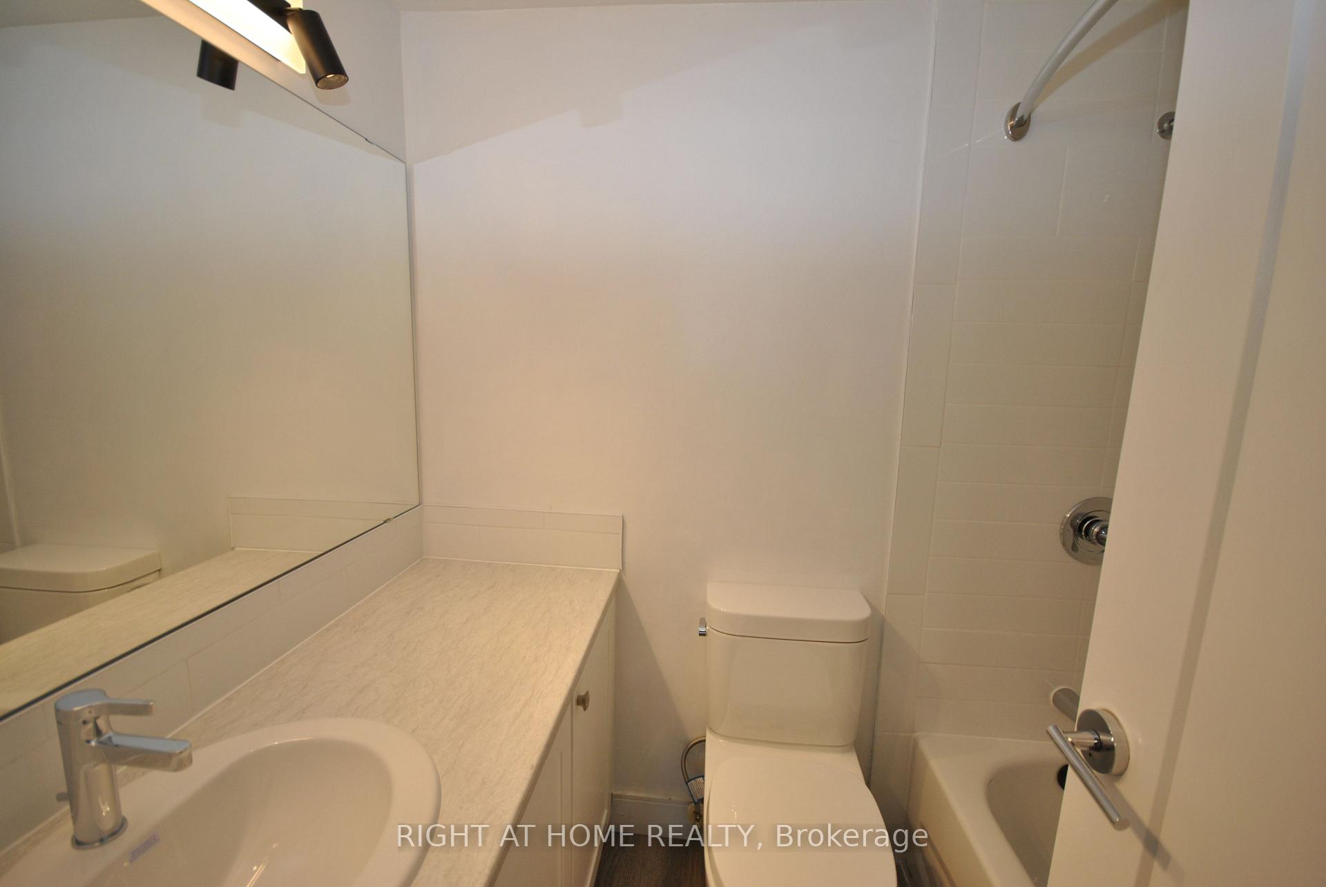 Photo 16 of Unit 106C, 2041 Arrowsmith Drive, Ottawa, Beacon Hill South — HOMEH