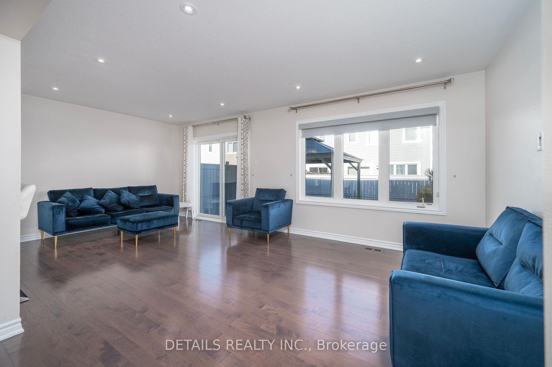 Photo 5 of 434 White Arctic Avenue, Ottawa, Barrhaven - Half Moon Bay — HOMEH