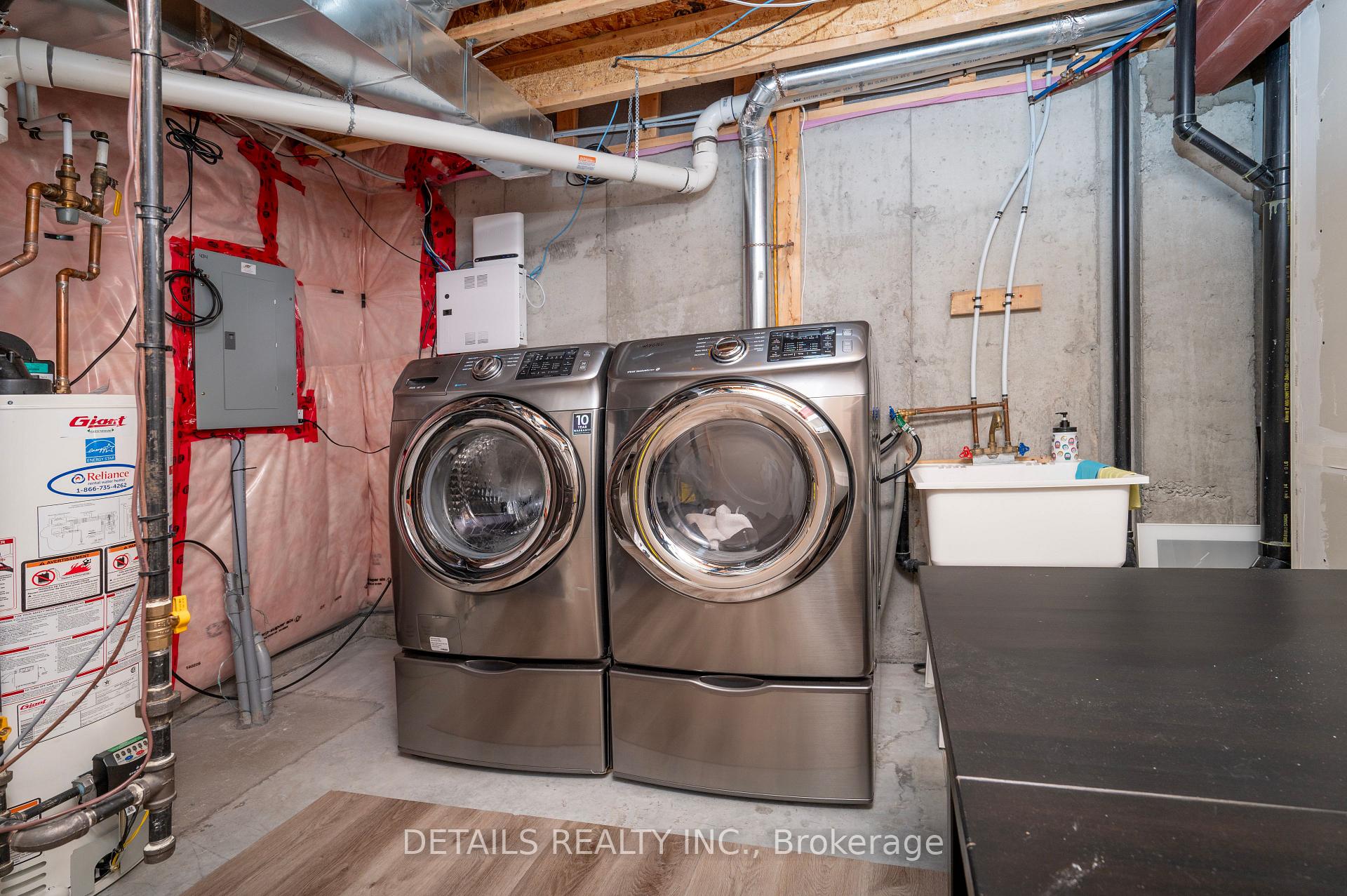 Photo 23 of 434 White Arctic Avenue, Ottawa, Barrhaven - Half Moon Bay — HOMEH