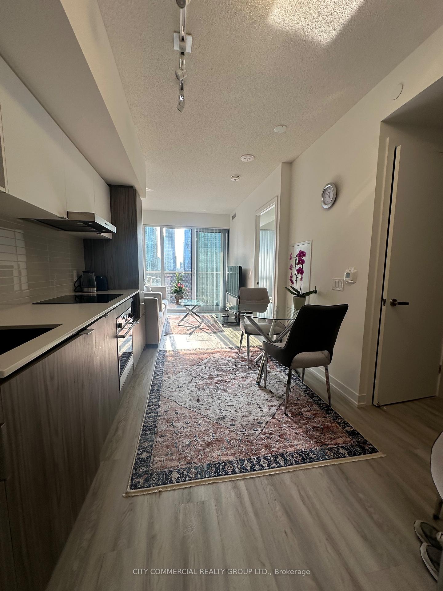 Photo 12 of Unit 1616, 55 Cooper Street, Toronto, Waterfront Communities — HOMEH