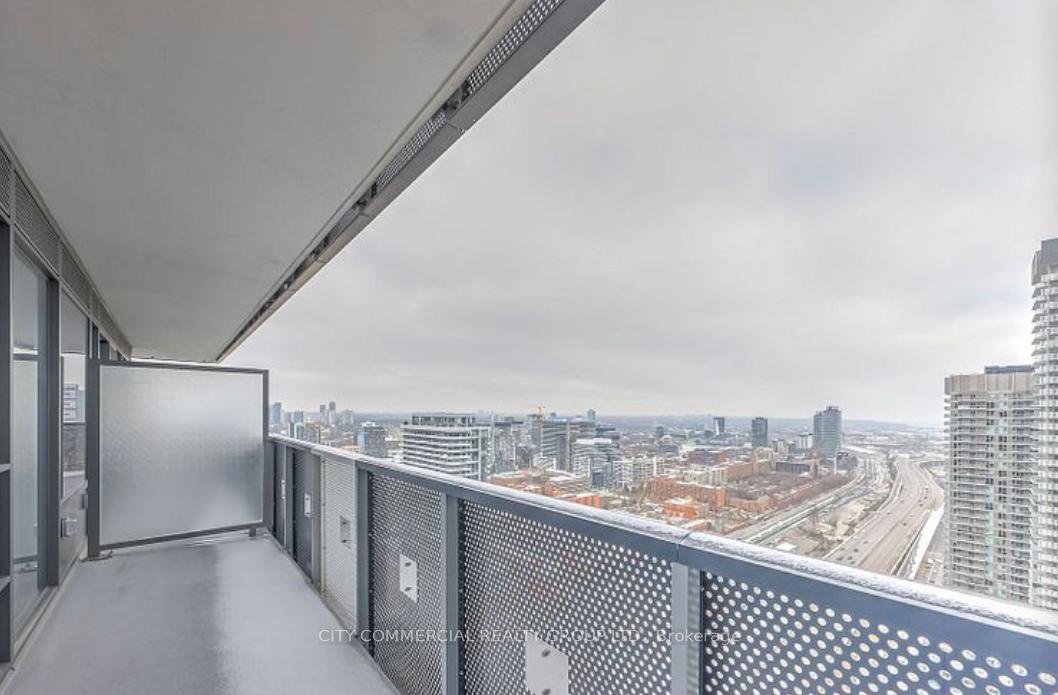 Photo 16 of Unit 1616, 55 Cooper Street, Toronto, Waterfront Communities — HOMEH