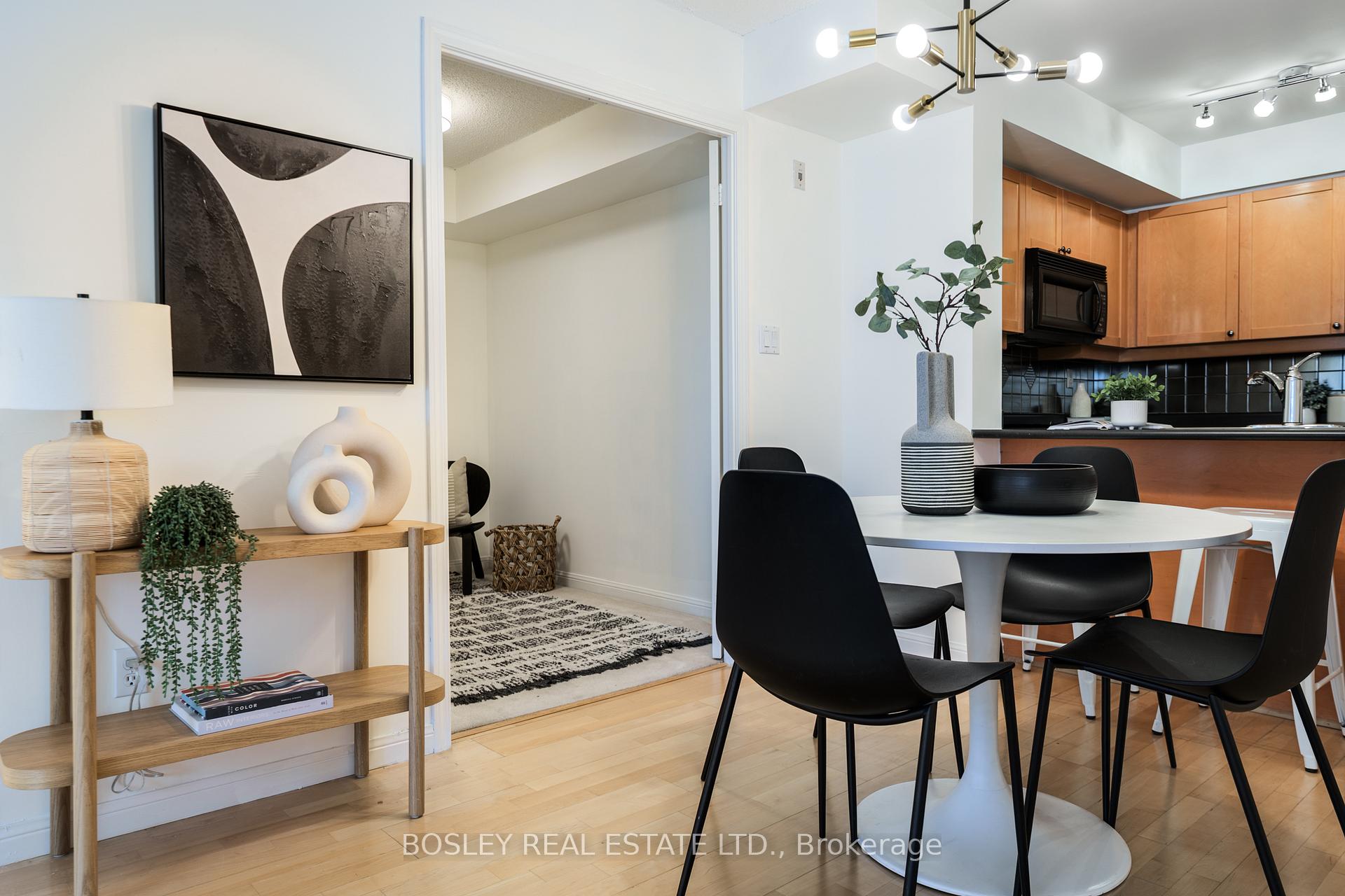 Photo 16 of Unit 312, 188 Redpath Avenue, Toronto, Mount Pleasant West — HOMEH