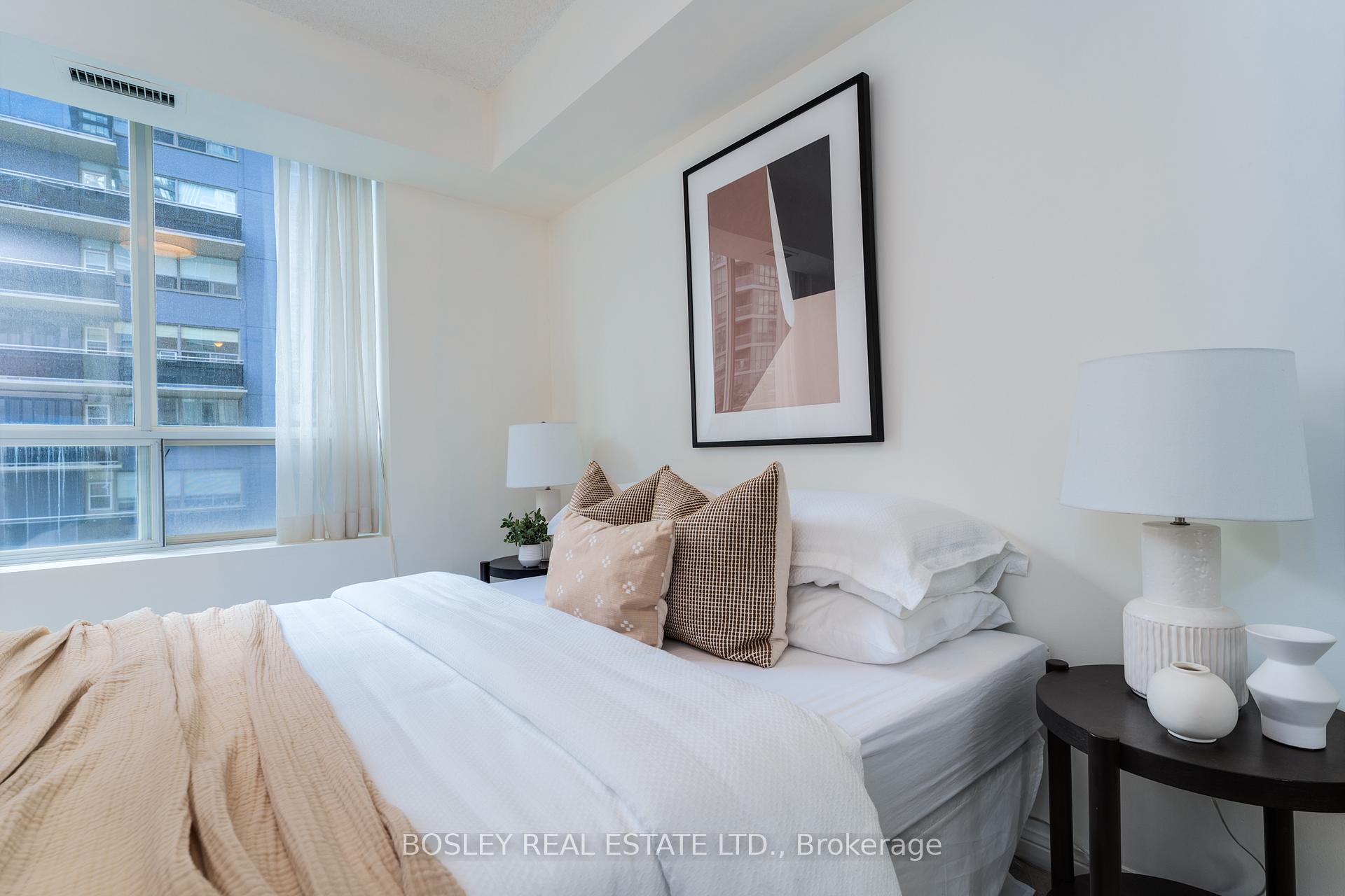Photo 26 of Unit 312, 188 Redpath Avenue, Toronto, Mount Pleasant West — HOMEH