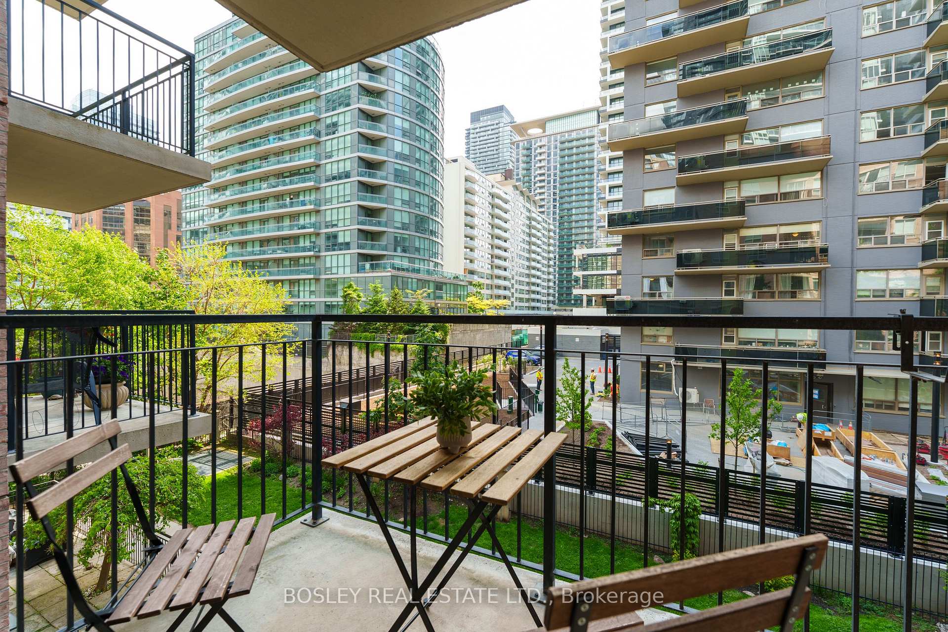 Photo 32 of Unit 312, 188 Redpath Avenue, Toronto, Mount Pleasant West — HOMEH