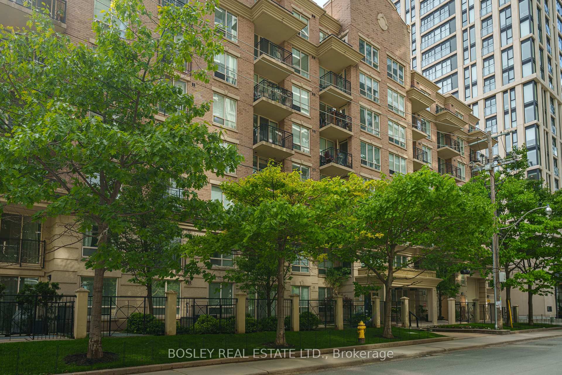 Photo 35 of Unit 312, 188 Redpath Avenue, Toronto, Mount Pleasant West — HOMEH