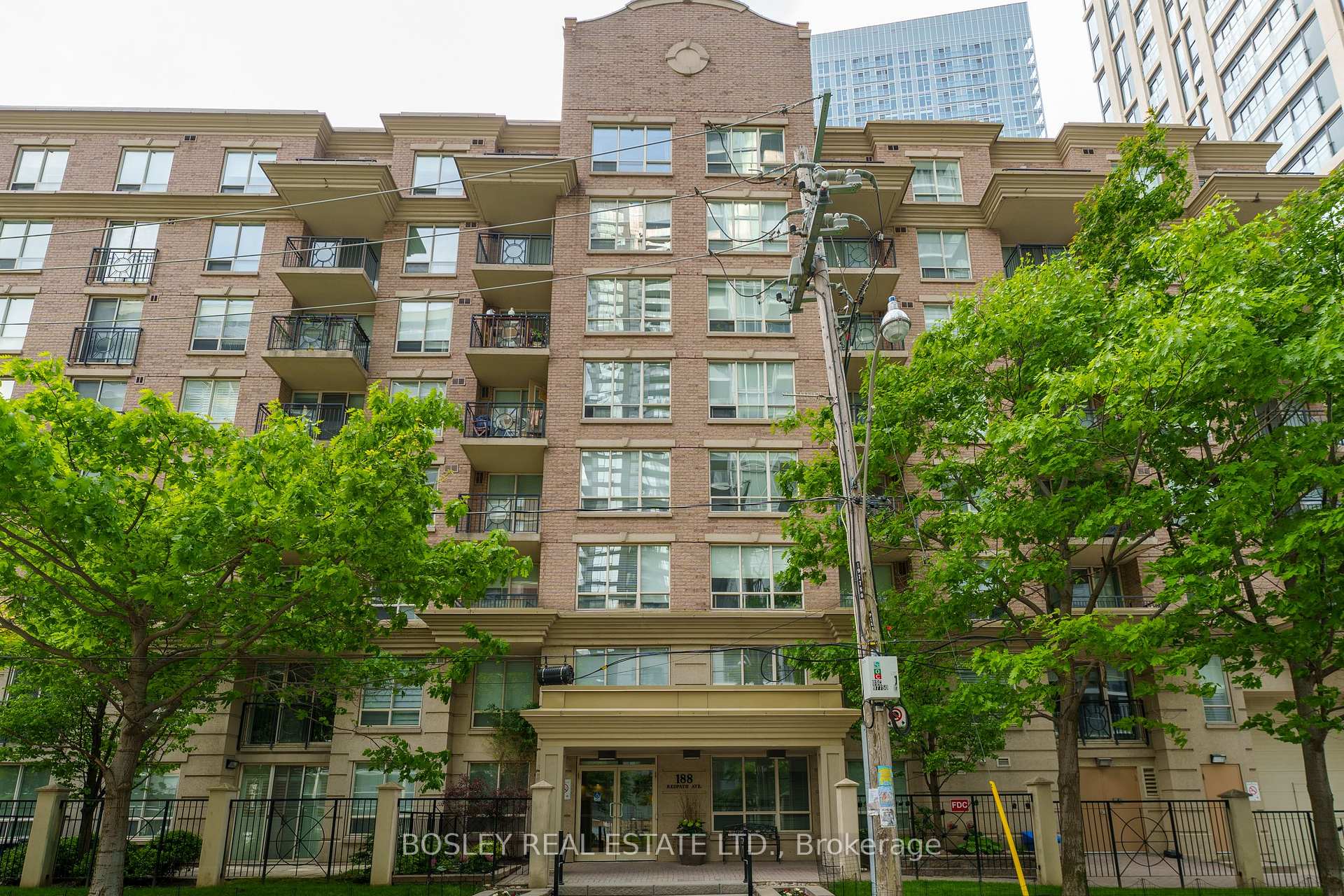 Photo 36 of Unit 312, 188 Redpath Avenue, Toronto, Mount Pleasant West — HOMEH