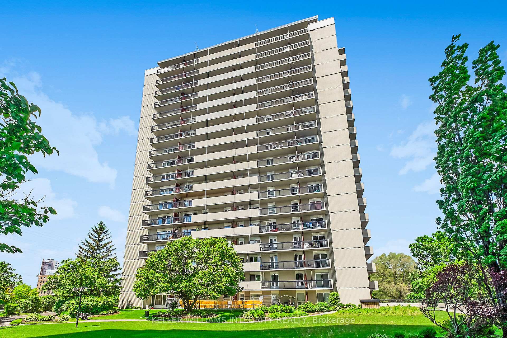 Photo 1 of Unit 1601, 158B Mcarthur Avenue, Ottawa, Vanier — HOMEH