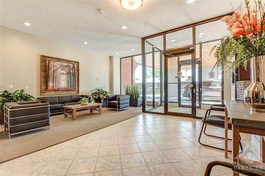 Photo 3 of Unit 415, 2951 Riverside Drive, Ottawa, Mooneys Bay/Riverside Park — HOMEH
