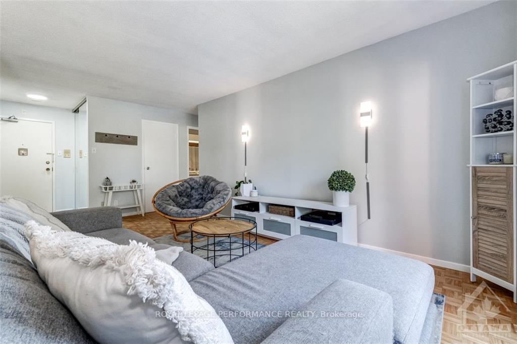 Photo 8 of Unit 415, 2951 Riverside Drive, Ottawa, Mooneys Bay/Riverside Park — HOMEH