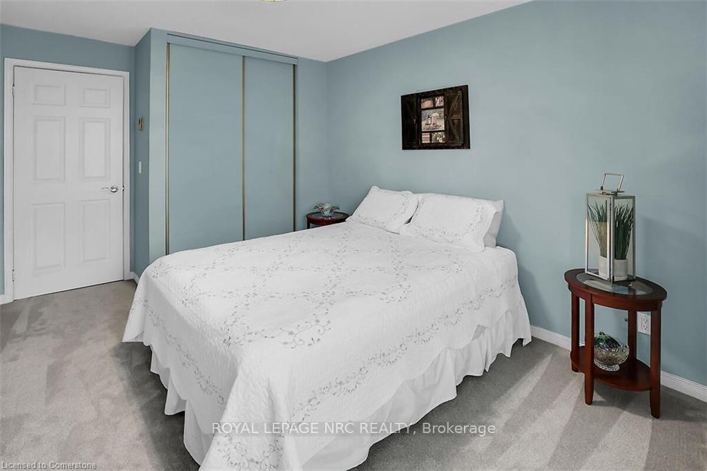 Photo 19 of Unit 302, 6 Niagara Street, Grimsby, Grimsby West — HOMEH