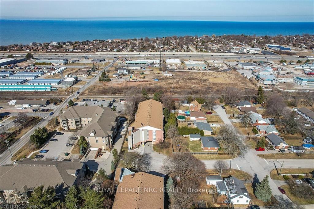 Photo 32 of Unit 302, 6 Niagara Street, Grimsby, Grimsby West — HOMEH