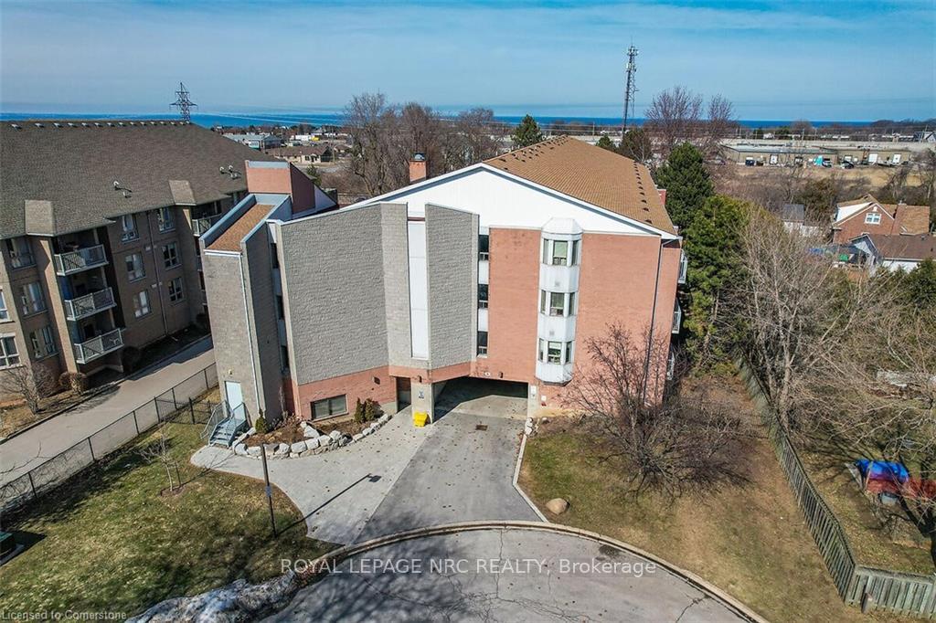 Photo 39 of Unit 302, 6 Niagara Street, Grimsby, Grimsby West — HOMEH