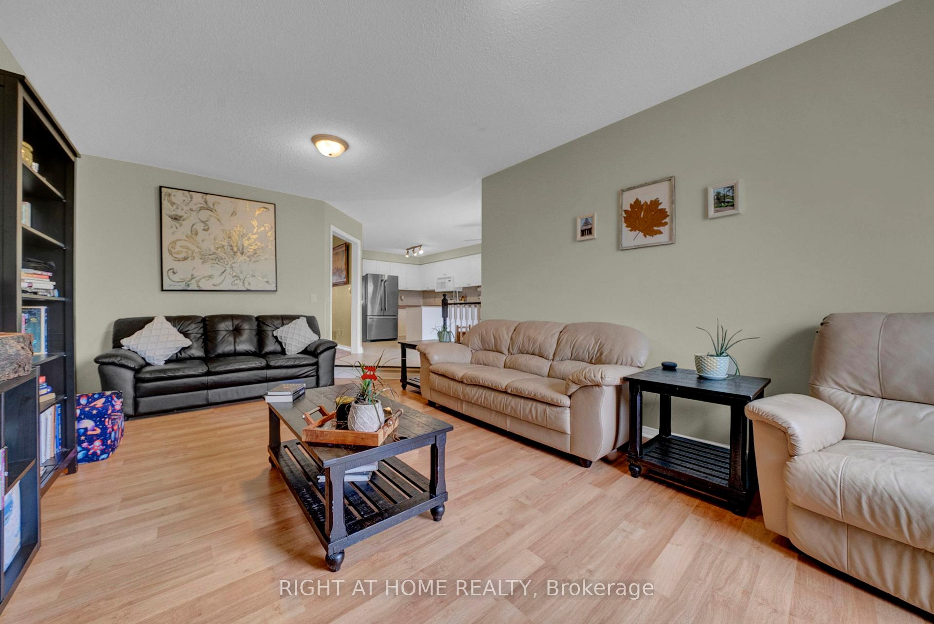 Photo 10 of 170 High Street, Clarington, Bowmanville — HOMEH