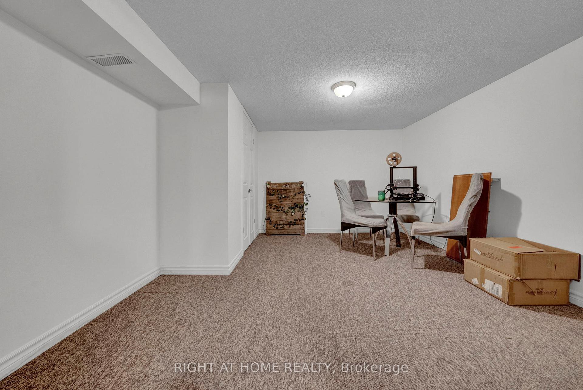Photo 15 of 170 High Street, Clarington, Bowmanville — HOMEH