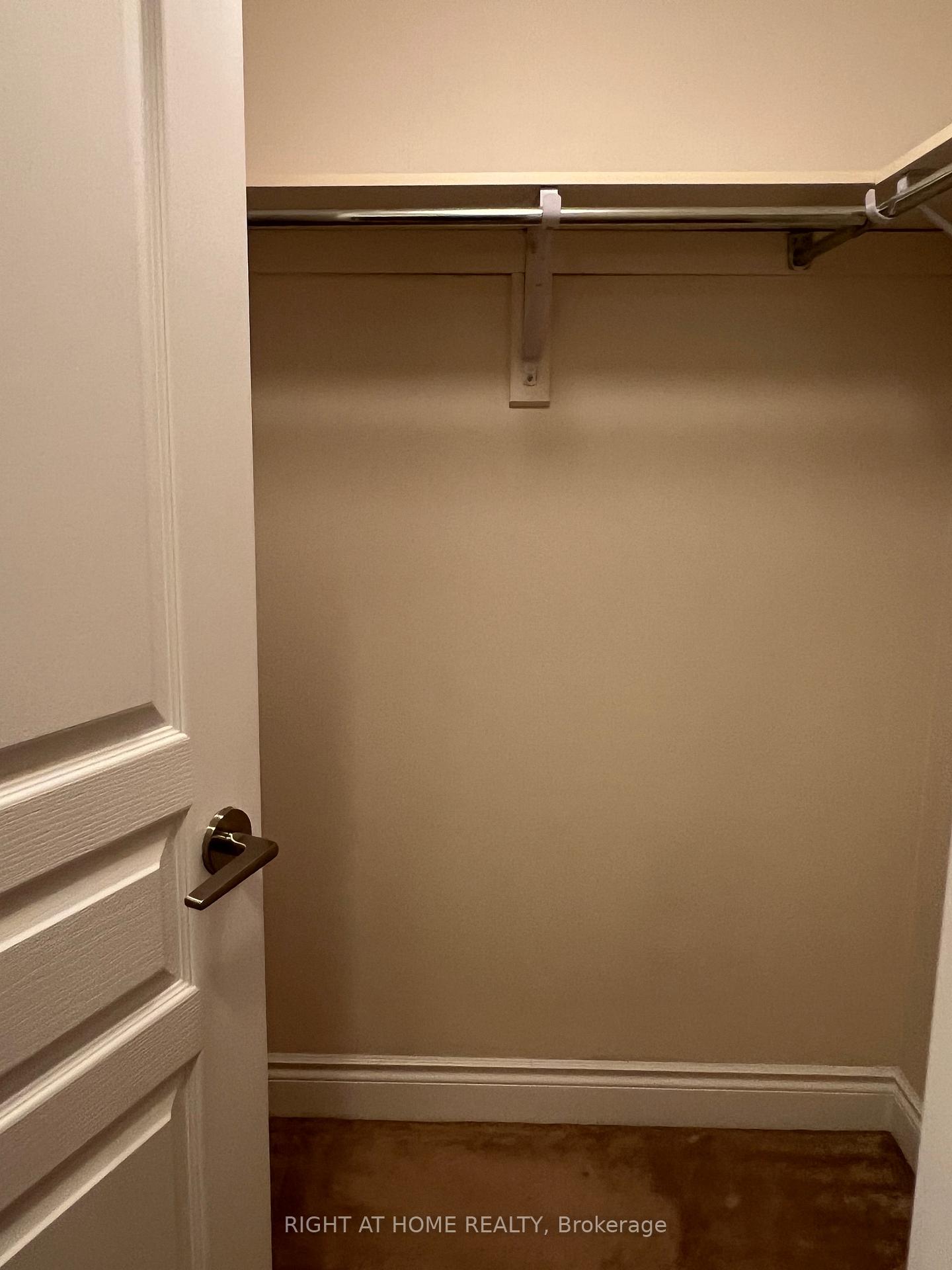 Photo 8 of Unit 602, 55 South Town Centre Boulevard, Markham, Unionville — HOMEH