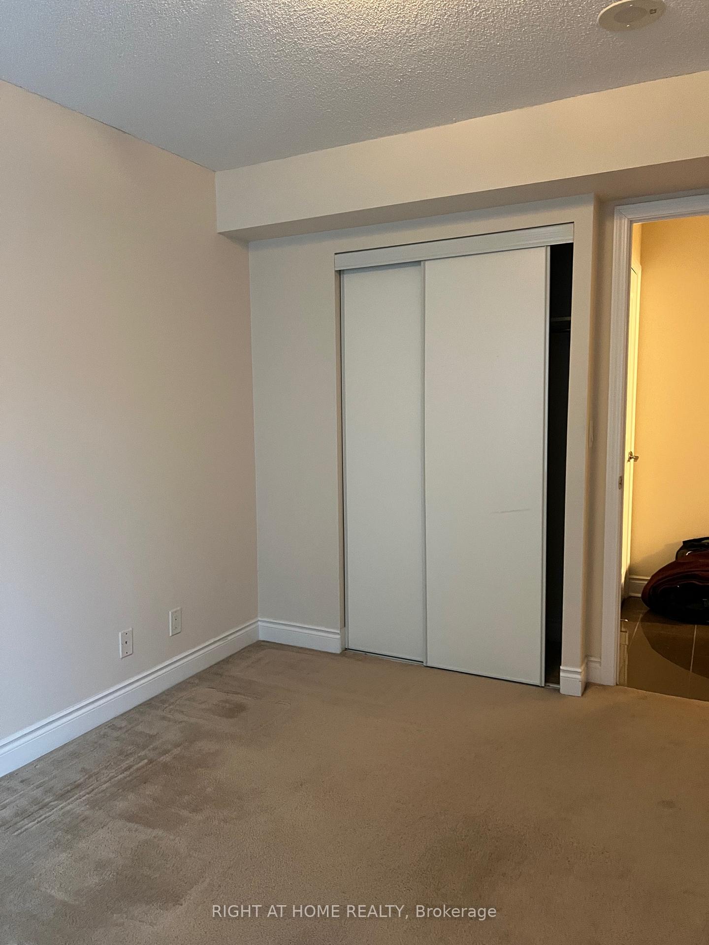 Photo 12 of Unit 602, 55 South Town Centre Boulevard, Markham, Unionville — HOMEH