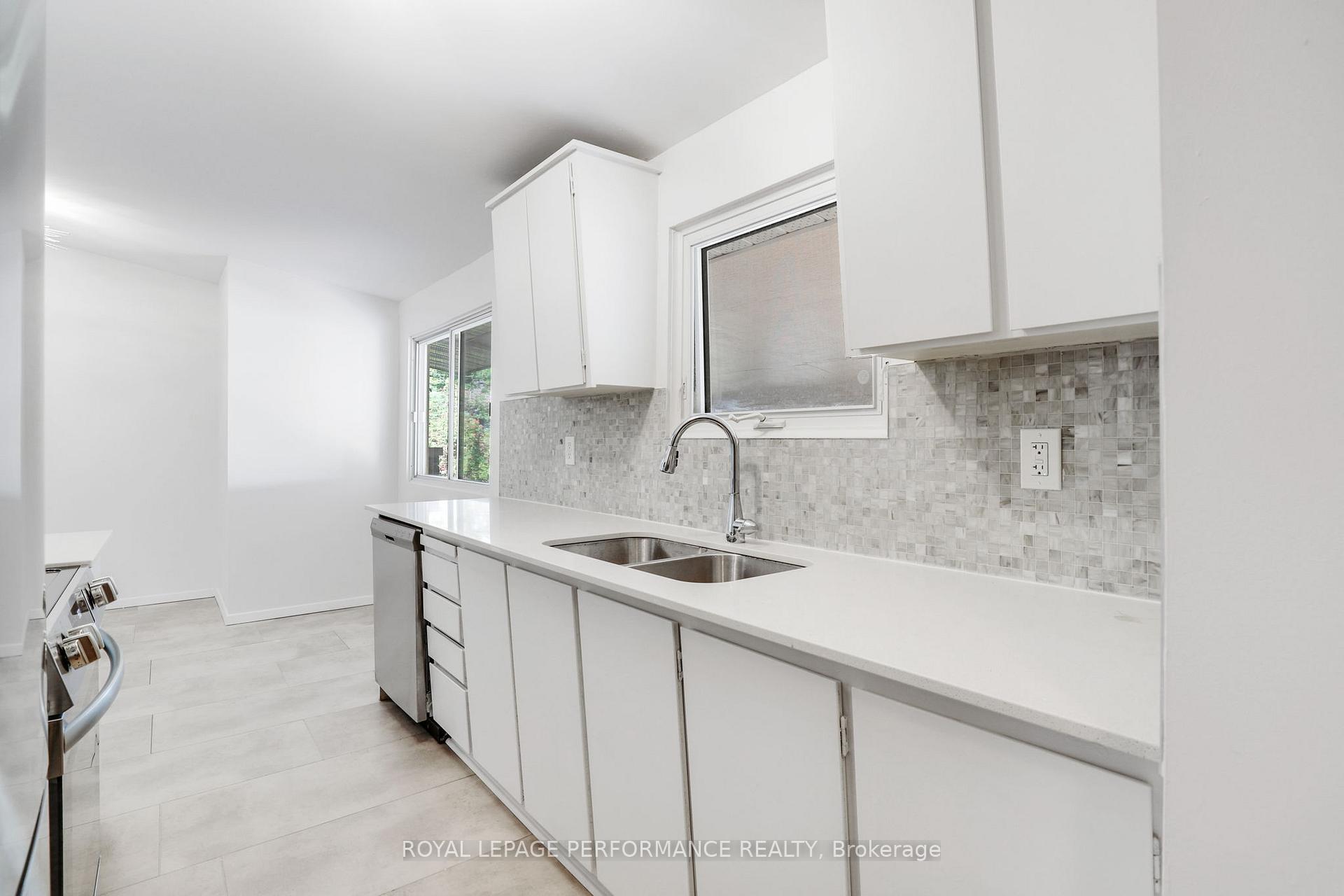 Photo 8 of Unit A, 2066 Cornish Street, Ottawa, Elmvale Acres/Urbandale — HOMEH