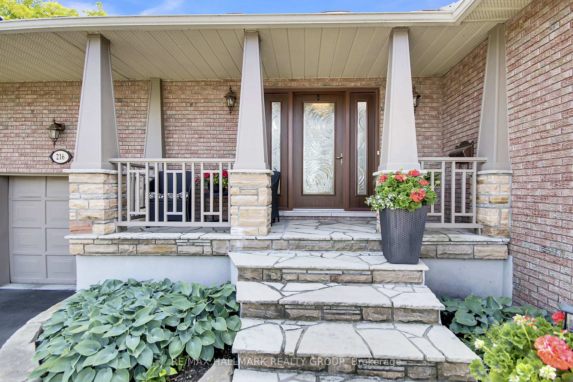 Photo 24 of 216 Grandview Road, Ottawa, Crystal Bay/Rocky Point — HOMEH