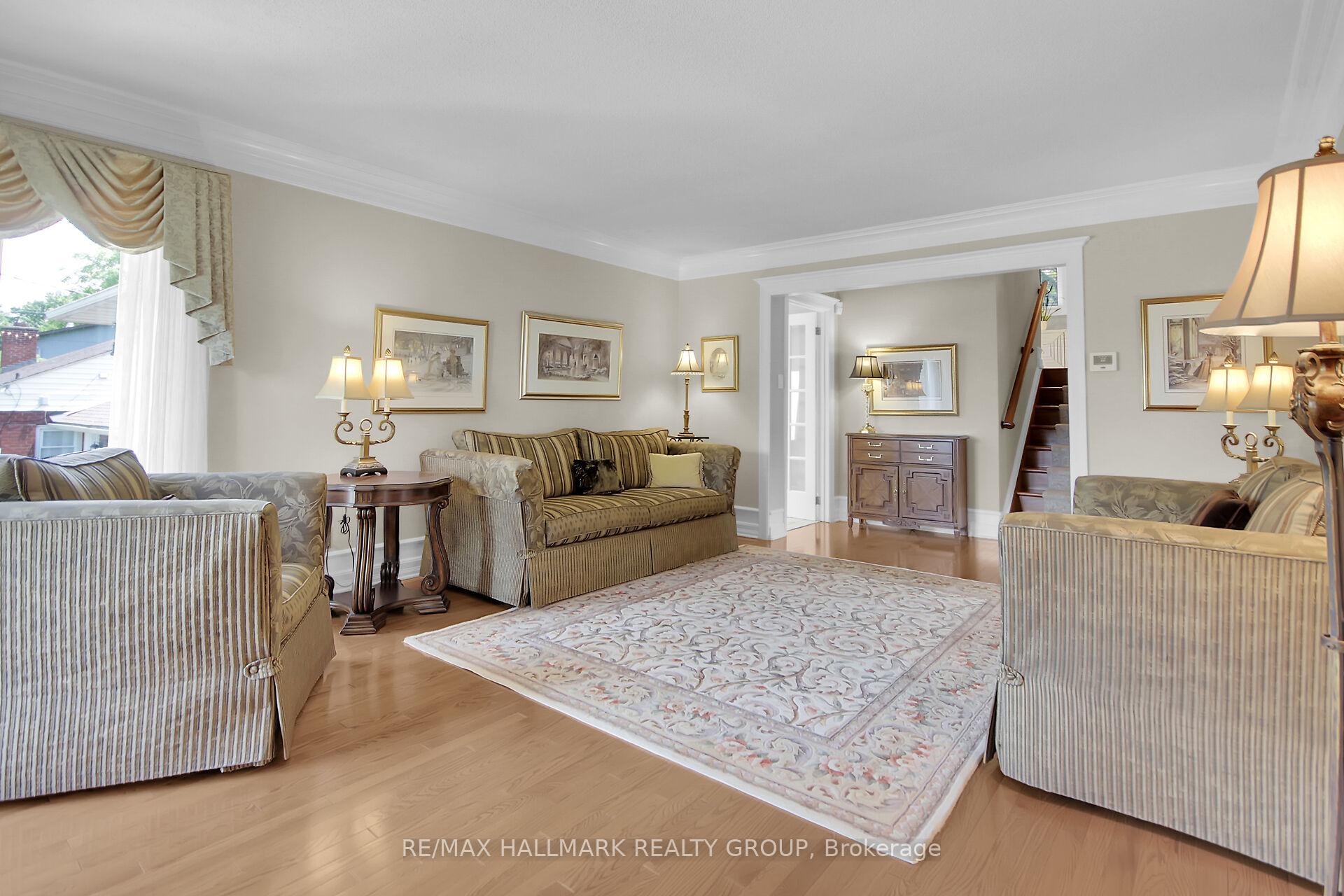 Photo 7 of 216 Grandview Road, Ottawa, Crystal Bay/Rocky Point — HOMEH