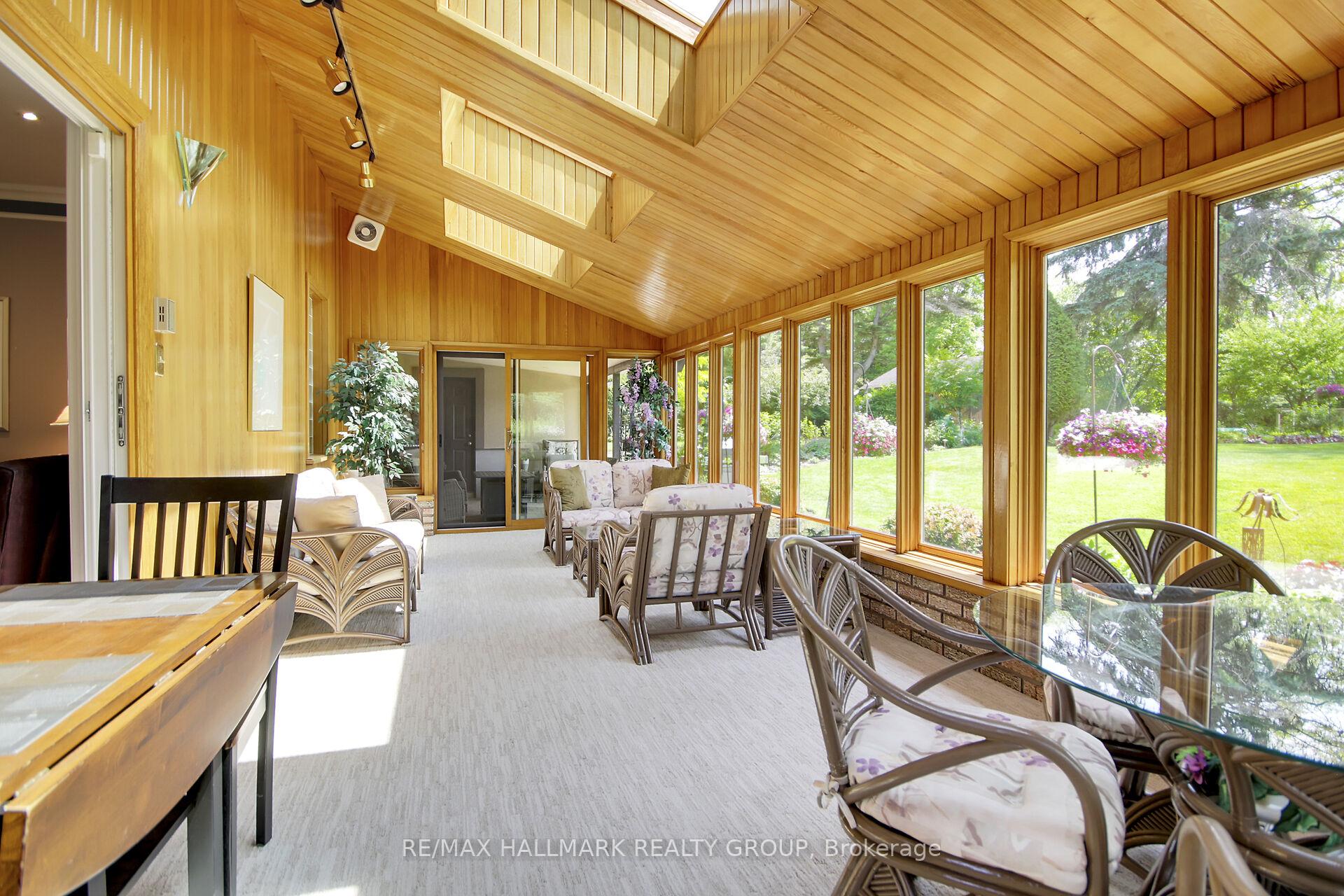 Photo 14 of 216 Grandview Road, Ottawa, Crystal Bay/Rocky Point — HOMEH