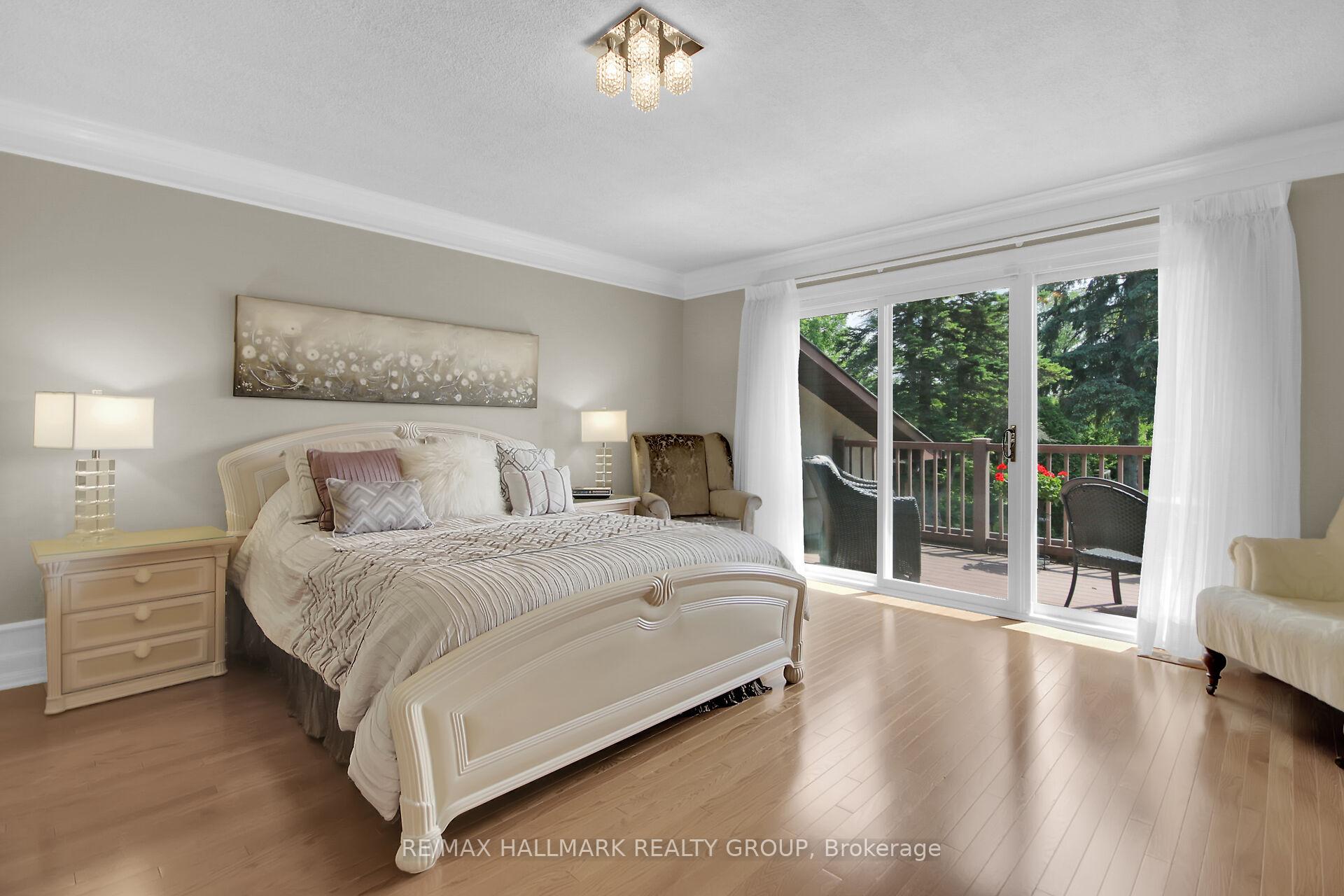 Photo 18 of 216 Grandview Road, Ottawa, Crystal Bay/Rocky Point — HOMEH