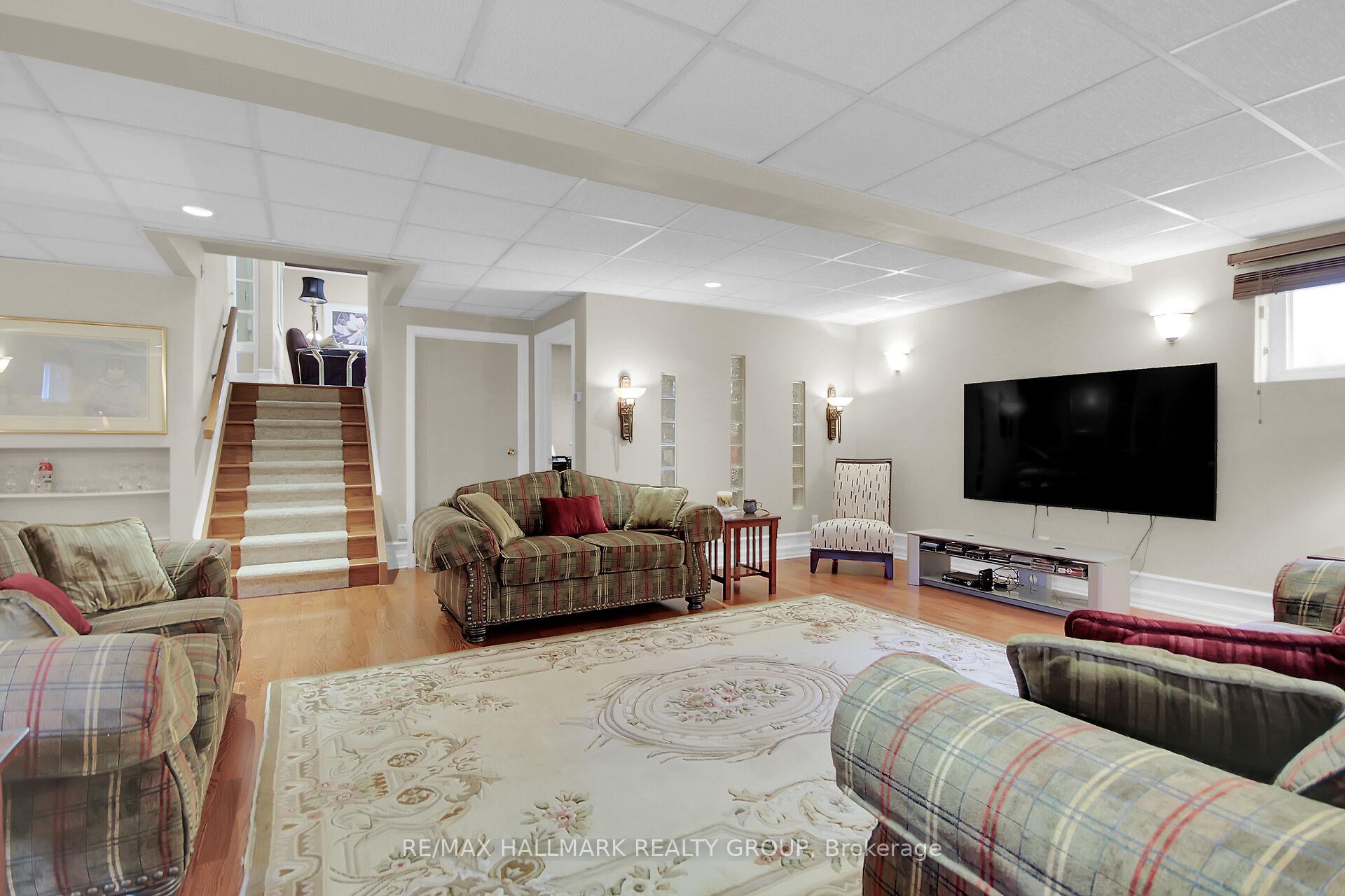 Photo 48 of 216 Grandview Road, Ottawa, Crystal Bay/Rocky Point — HOMEH