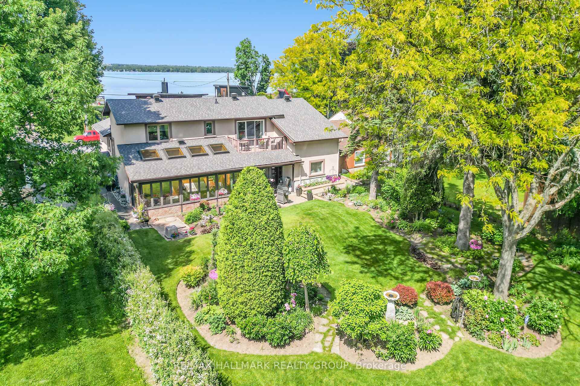 Photo 38 of 216 Grandview Road, Ottawa, Crystal Bay/Rocky Point — HOMEH
